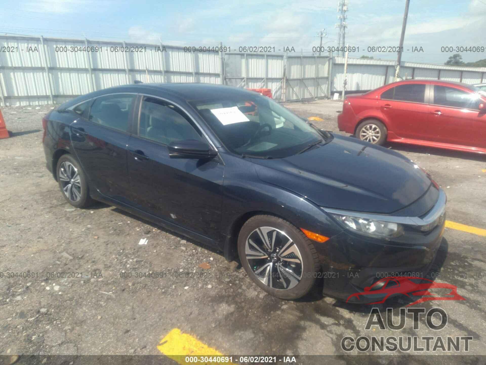 HONDA CIVIC SEDAN 2016 - 19XFC1F31GE041019