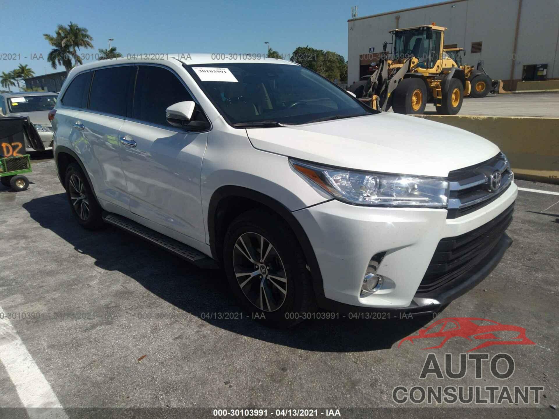 TOYOTA HIGHLANDER 2017 - 5TDZZRFH8HS212636