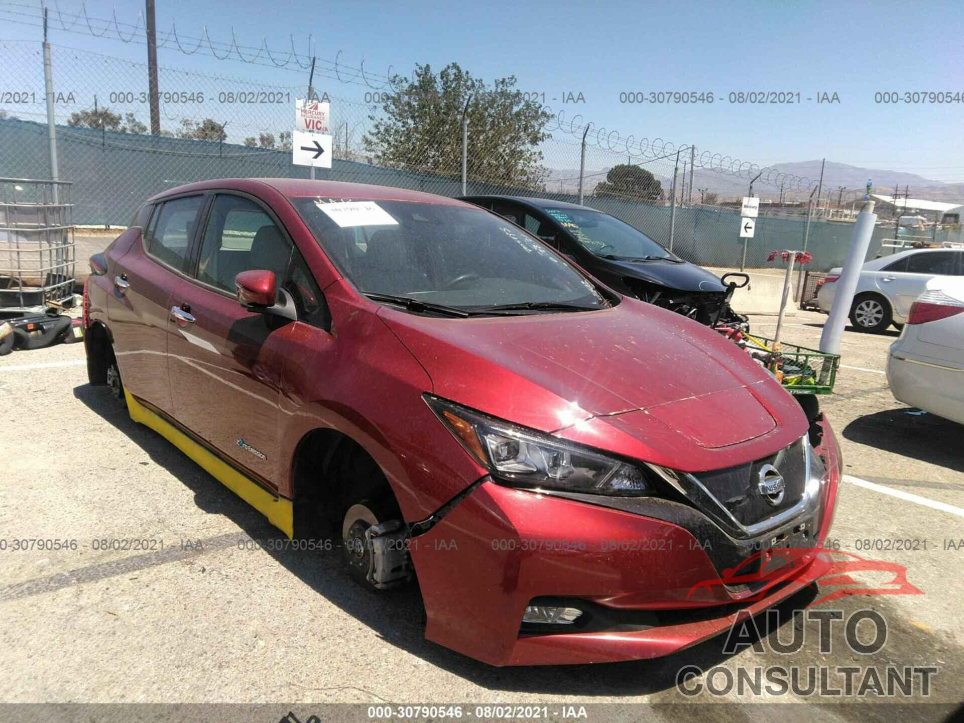 NISSAN LEAF 2018 - 1N4AZ1CP9JC307777
