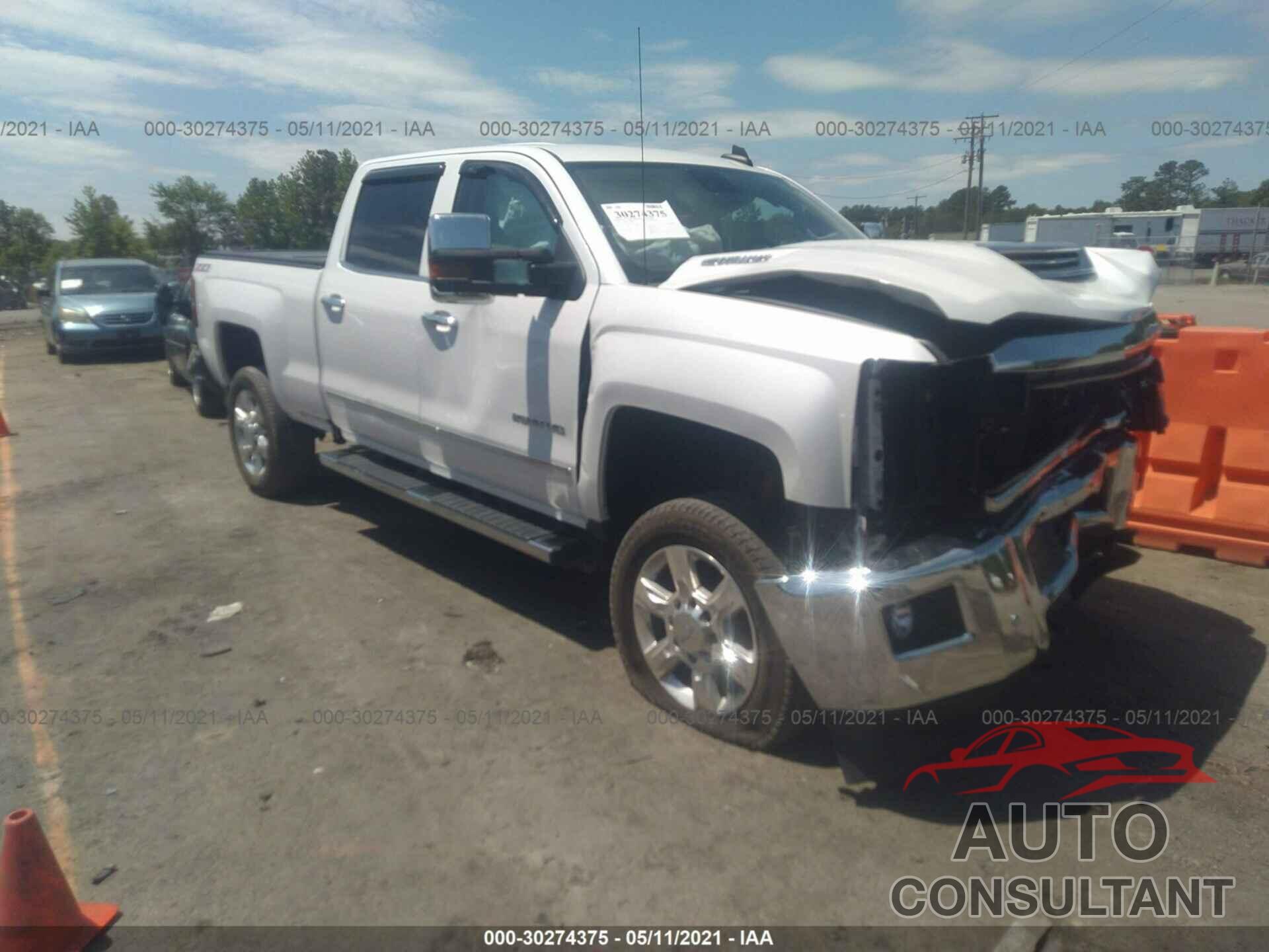 CHEVROLET SILVERADO 2500HD 2018 - 1GC1KWEY6JF242435