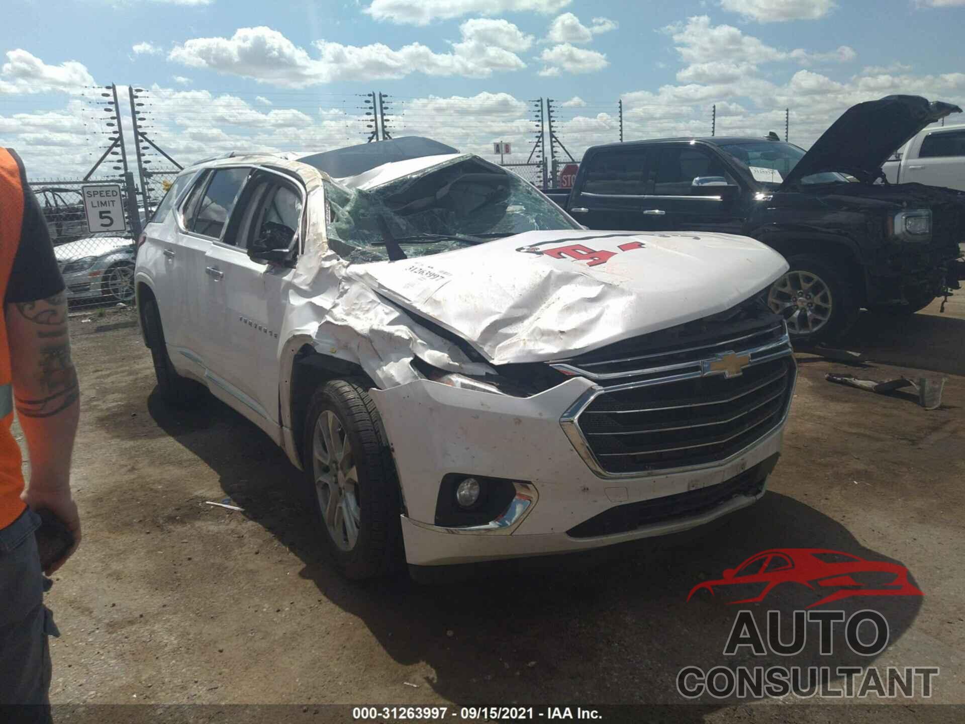 CHEVROLET TRAVERSE 2018 - 1GNERKKW3JJ223192
