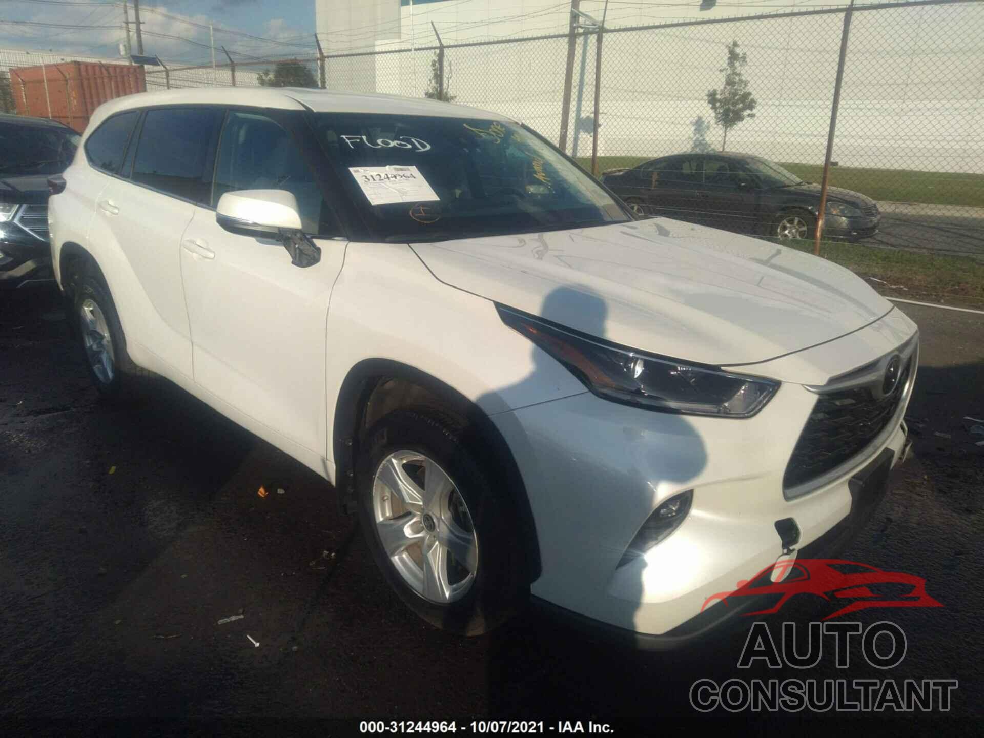 TOYOTA HIGHLANDER 2021 - 5TDBZRBH7MS065596