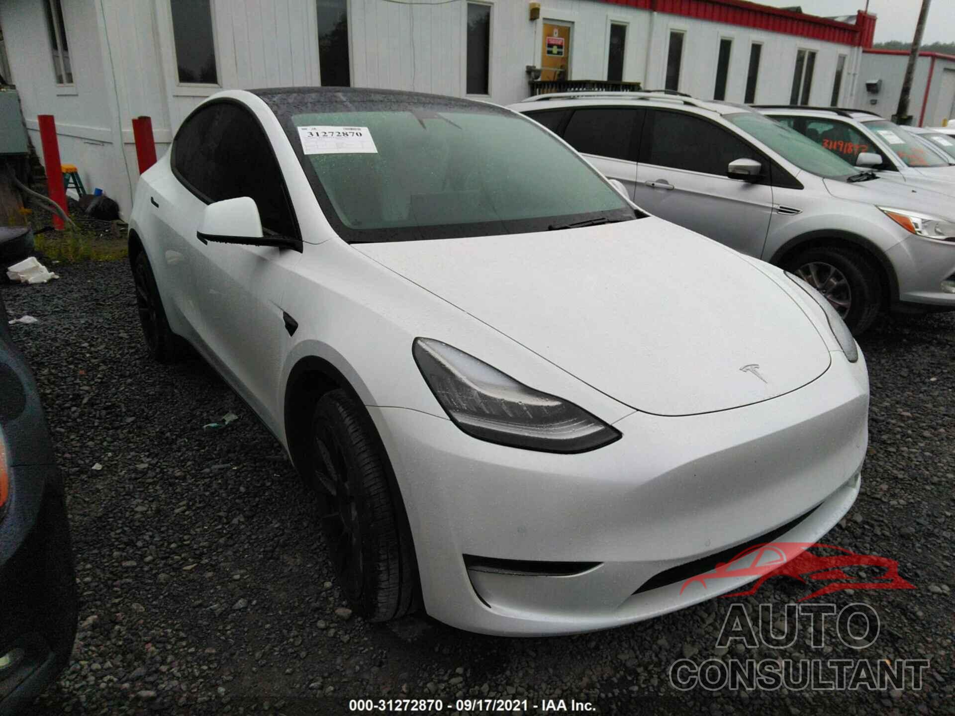 TESLA MODEL Y 2021 - 5YJYGDEE5MF062303