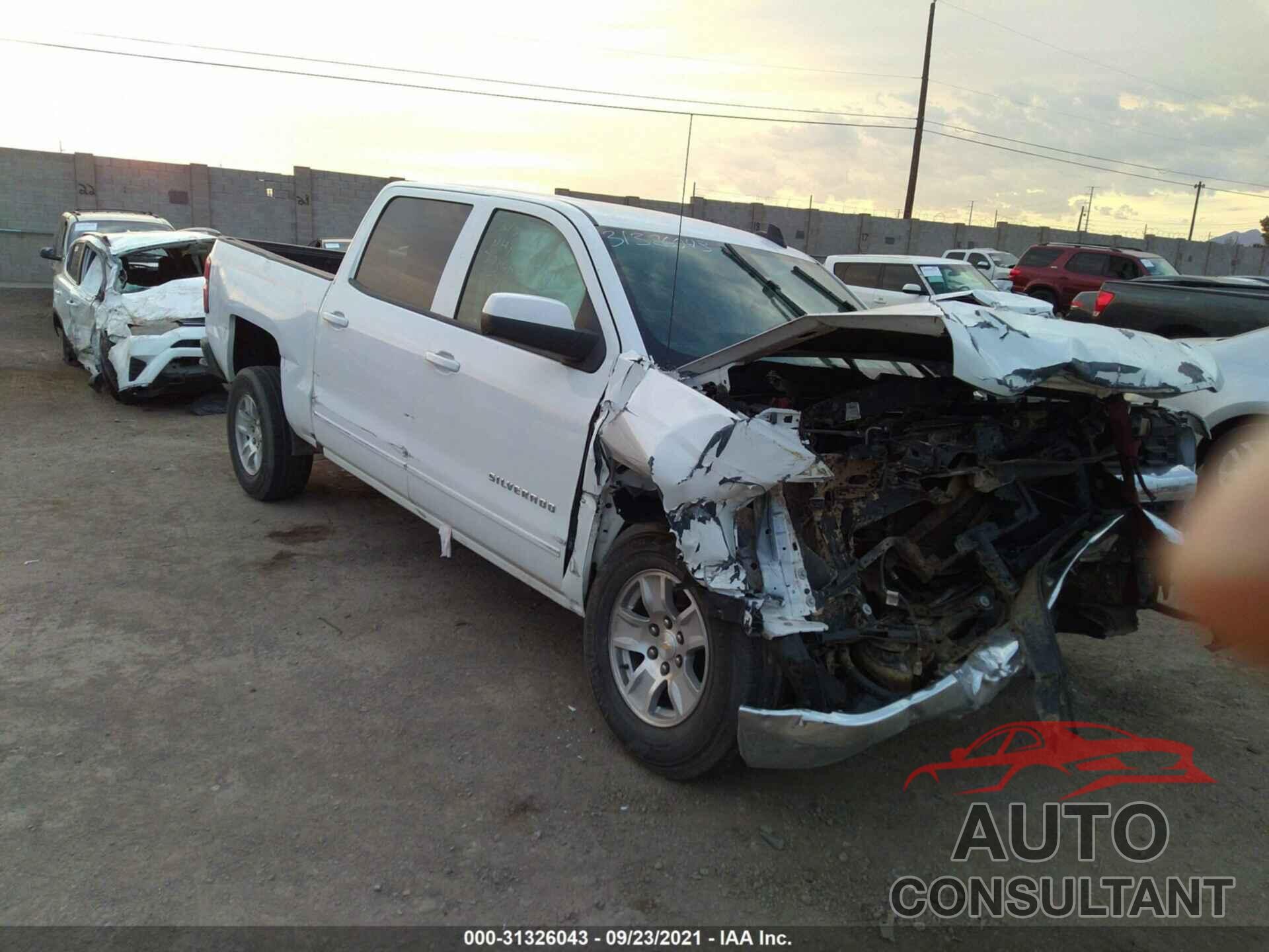 CHEVROLET SILVERADO 1500 2018 - 3GCPCREC2JG558510
