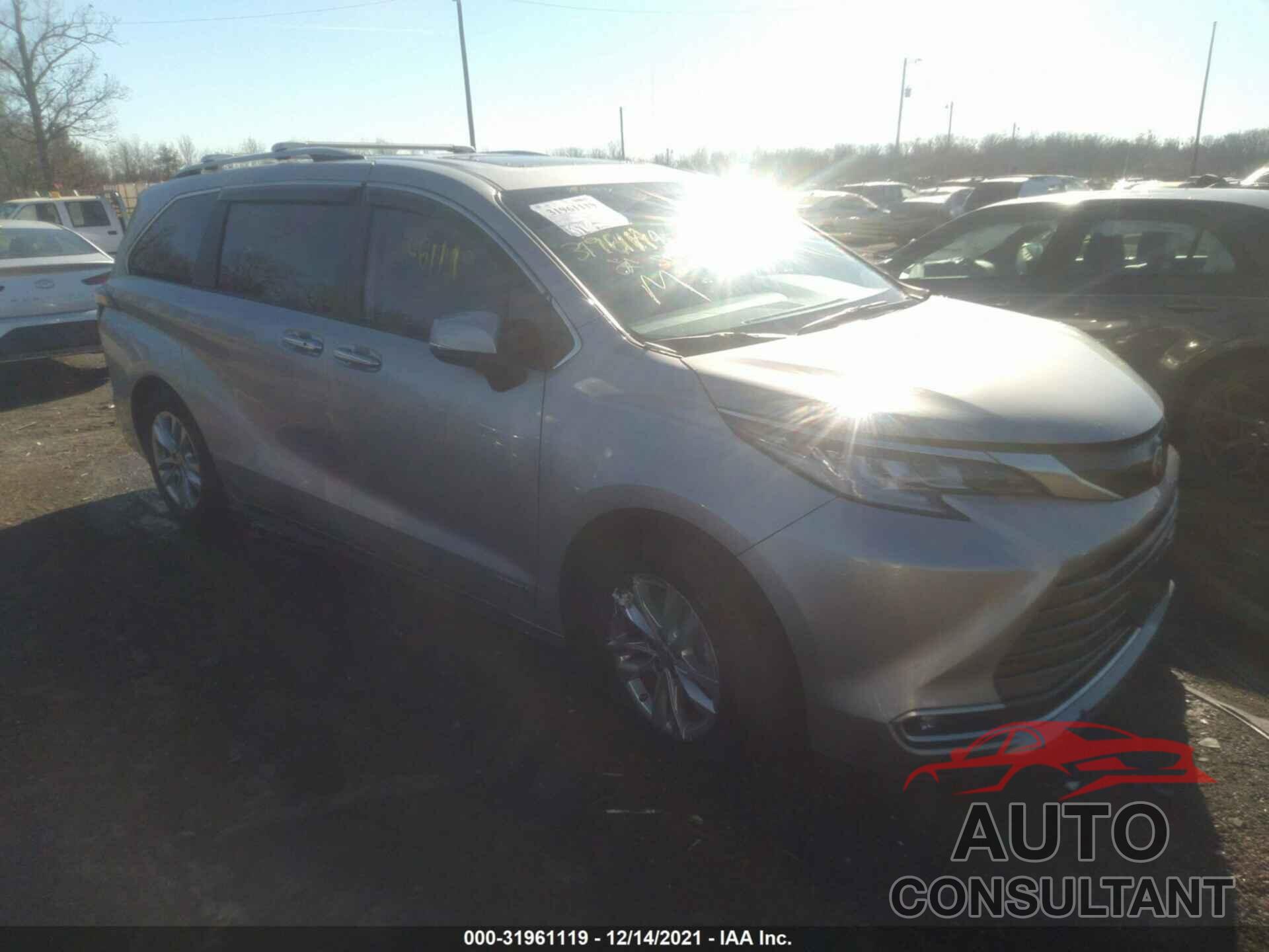 TOYOTA SIENNA 2021 - 5TDZRKEC2MS012018