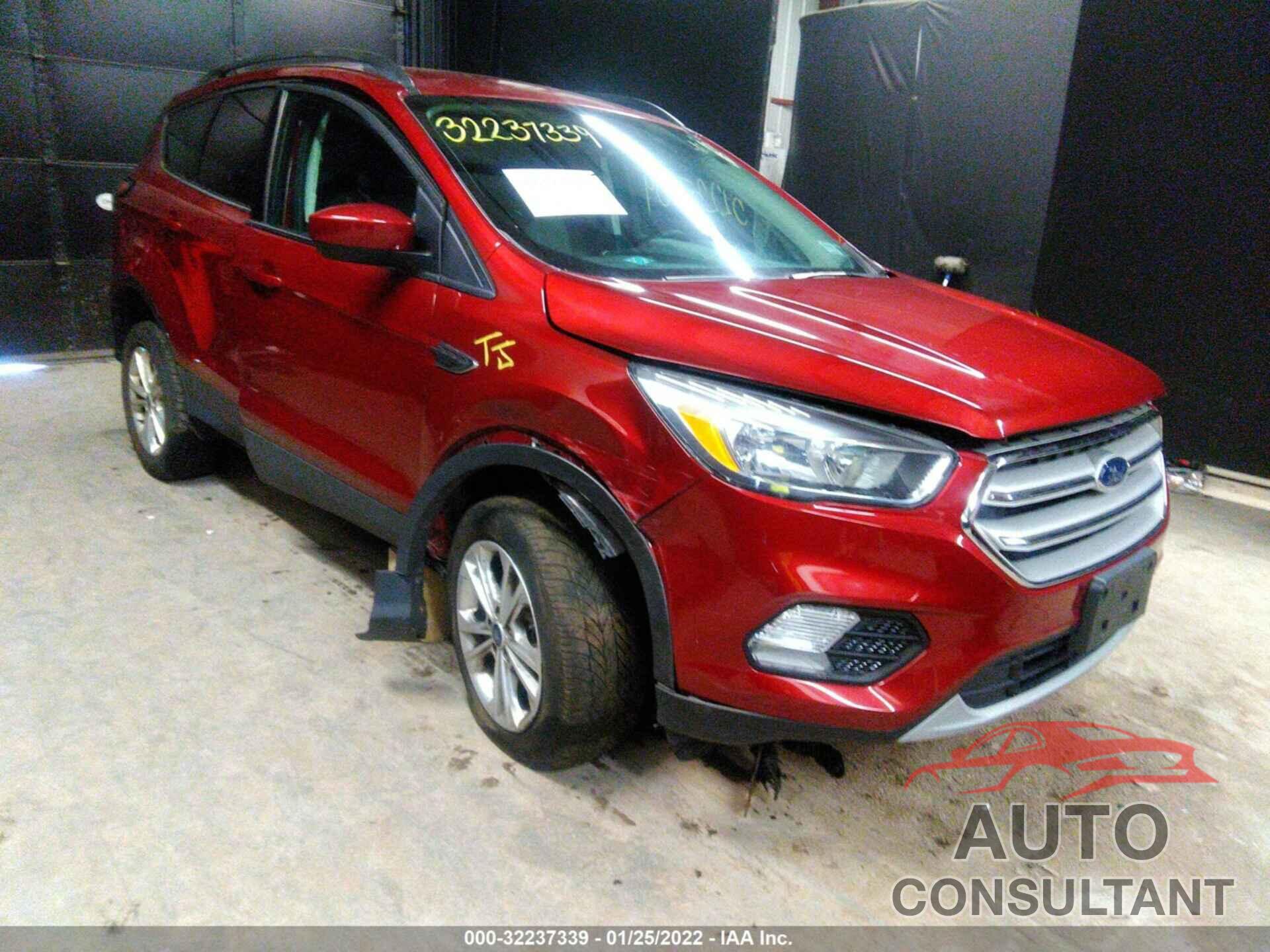 FORD ESCAPE 2018 - 1FMCU9GD4JUB01661