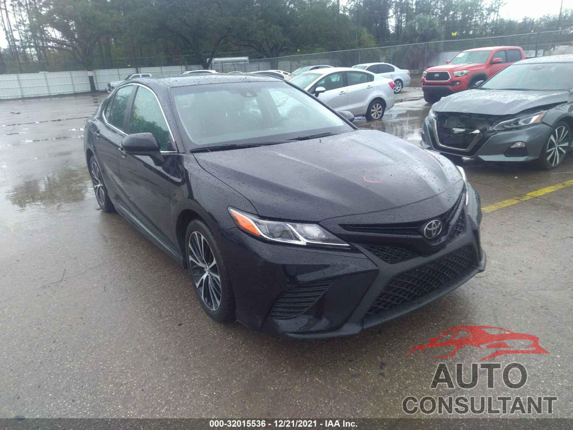 TOYOTA CAMRY 2020 - 4T1G11AK5LU868795