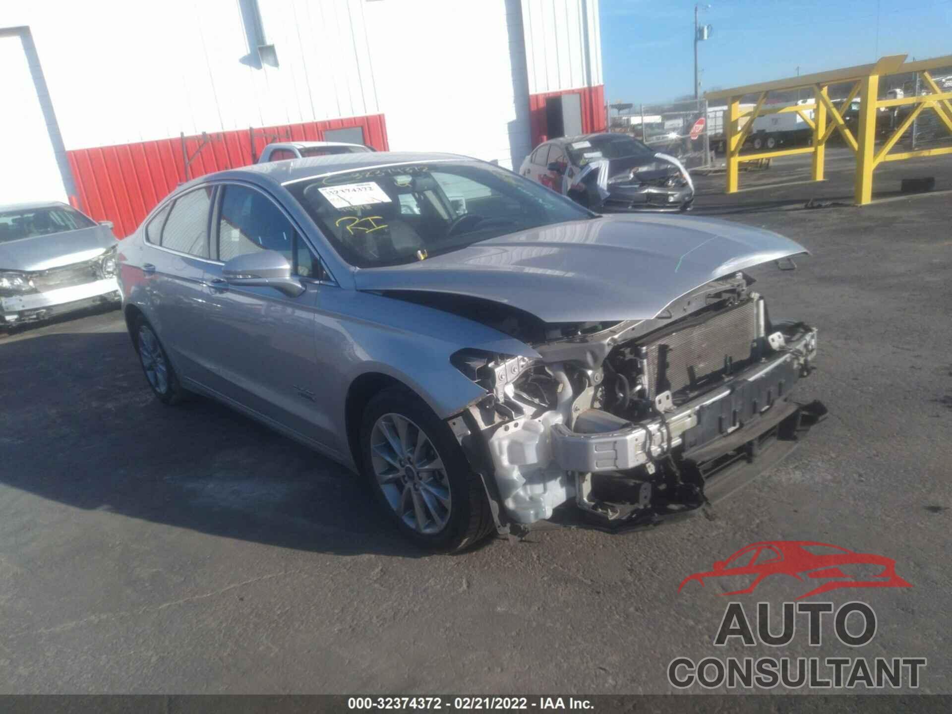 FORD FUSION ENERGI 2017 - 3FA6P0PU4HR128600