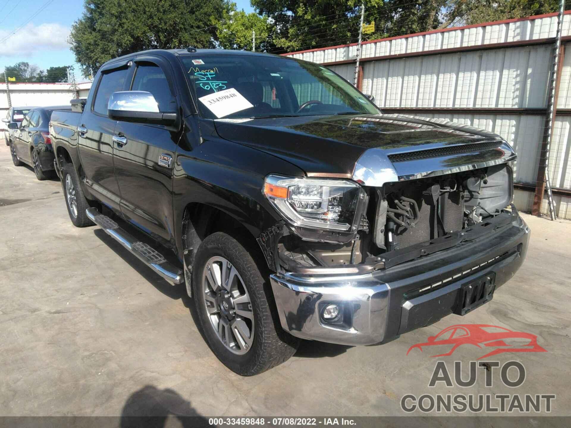 TOYOTA TUNDRA 4WD 2018 - 5TFAW5F13JX772047