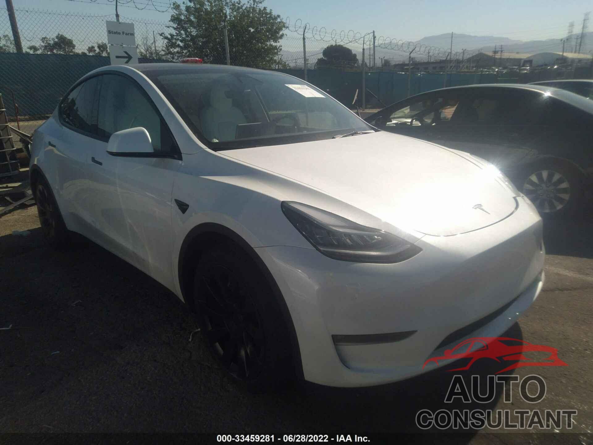 TESLA MODEL Y 2022 - 7SAYGDEE0NF409637