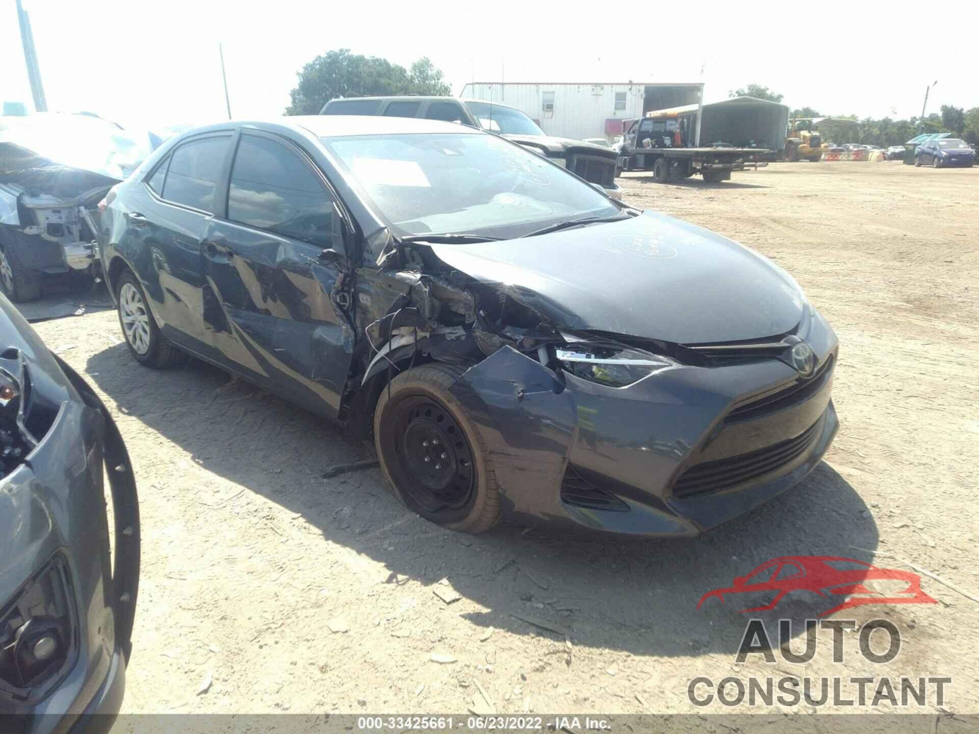 TOYOTA COROLLA 2018 - 5YFBURHE0JP838747