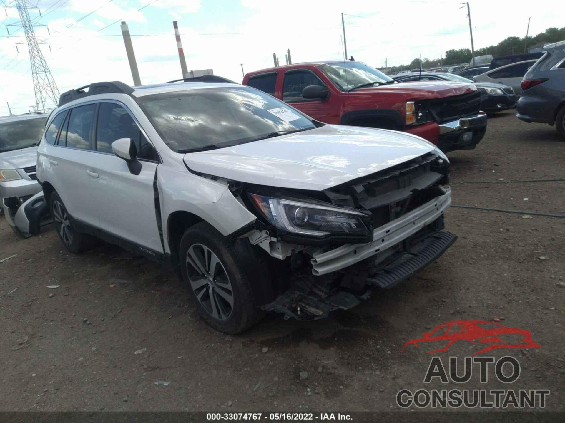 SUBARU OUTBACK 2018 - 4S4BSENC2J3221677