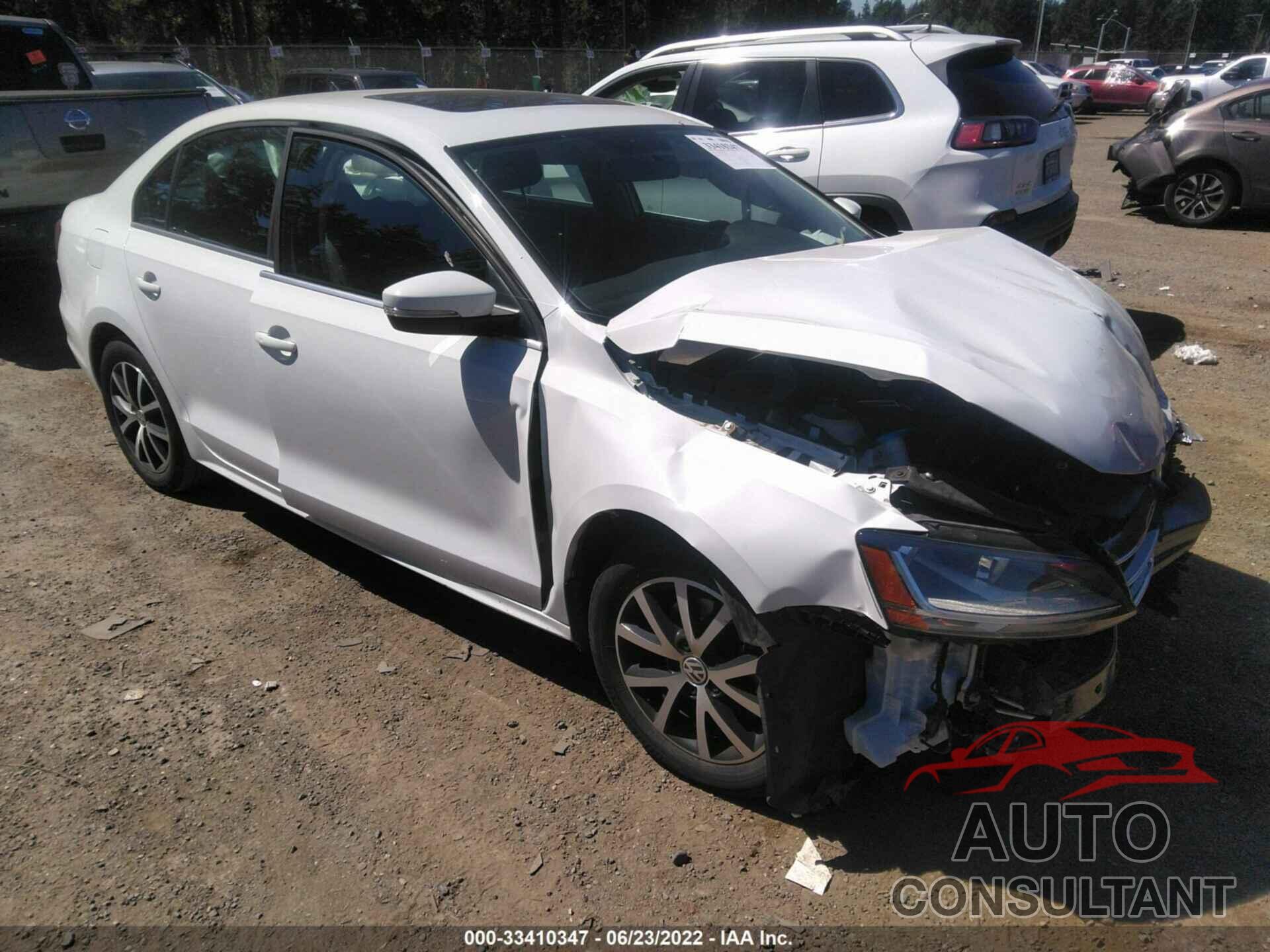 VOLKSWAGEN JETTA 2017 - 3VWDB7AJ2HM387667
