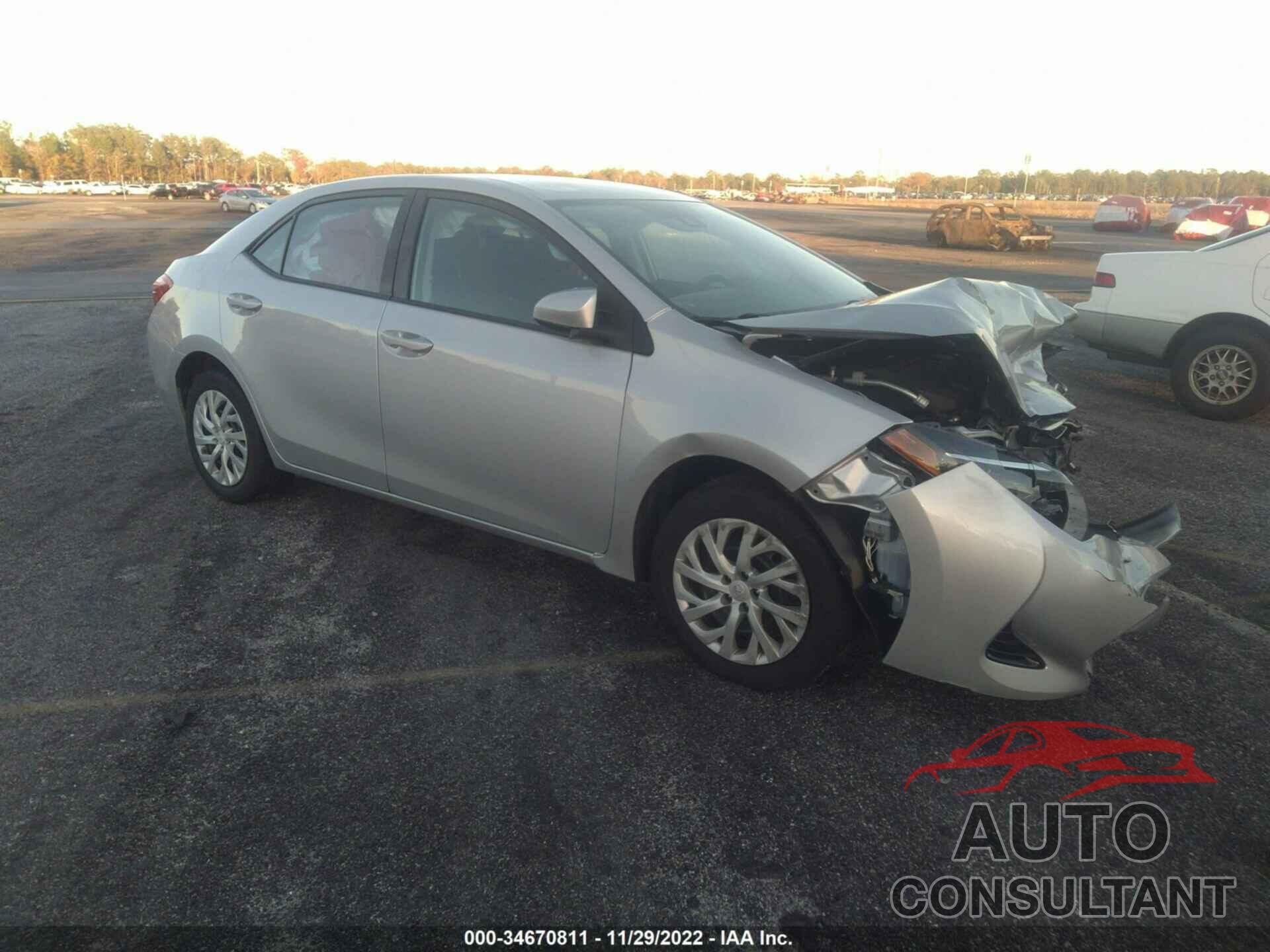 TOYOTA COROLLA 2018 - 5YFBURHE4JP814967