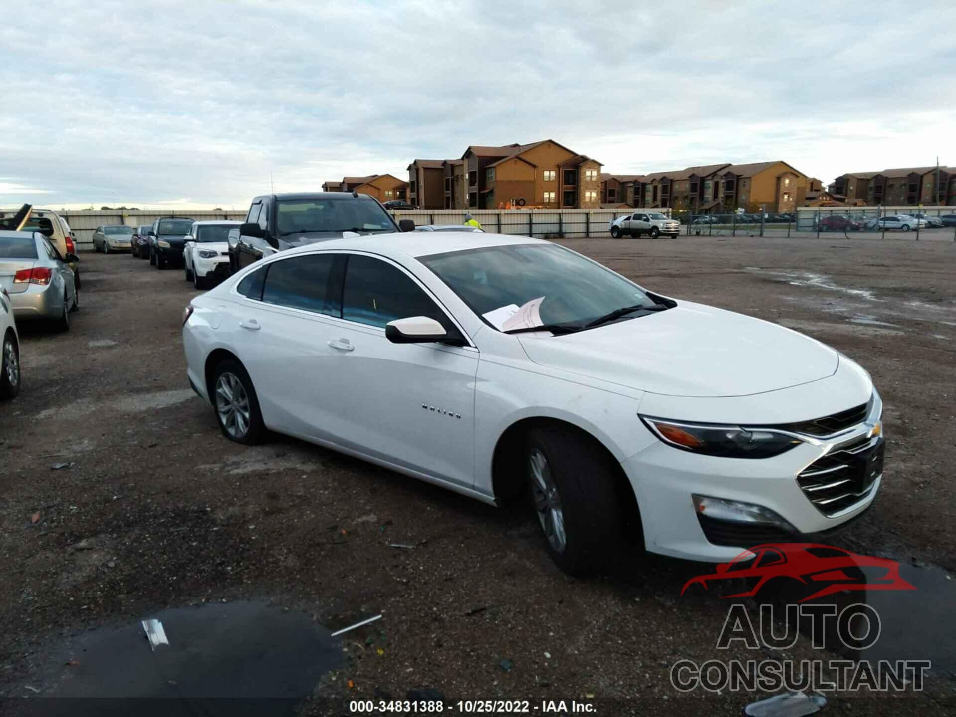 CHEVROLET MALIBU 2020 - 1G1ZD5ST2LF087877