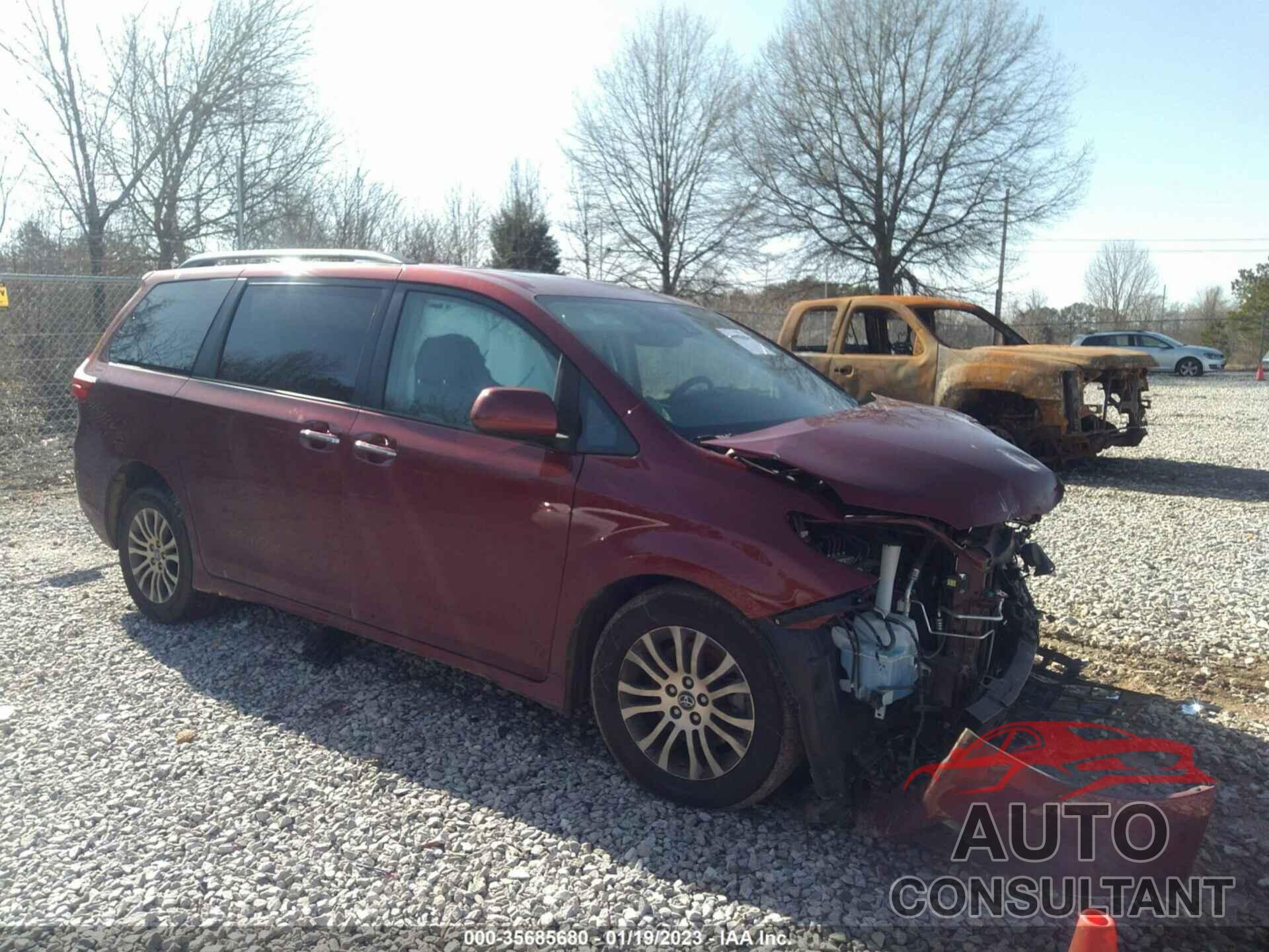 TOYOTA SIENNA 2018 - 5TDYZ3DC3JS942881