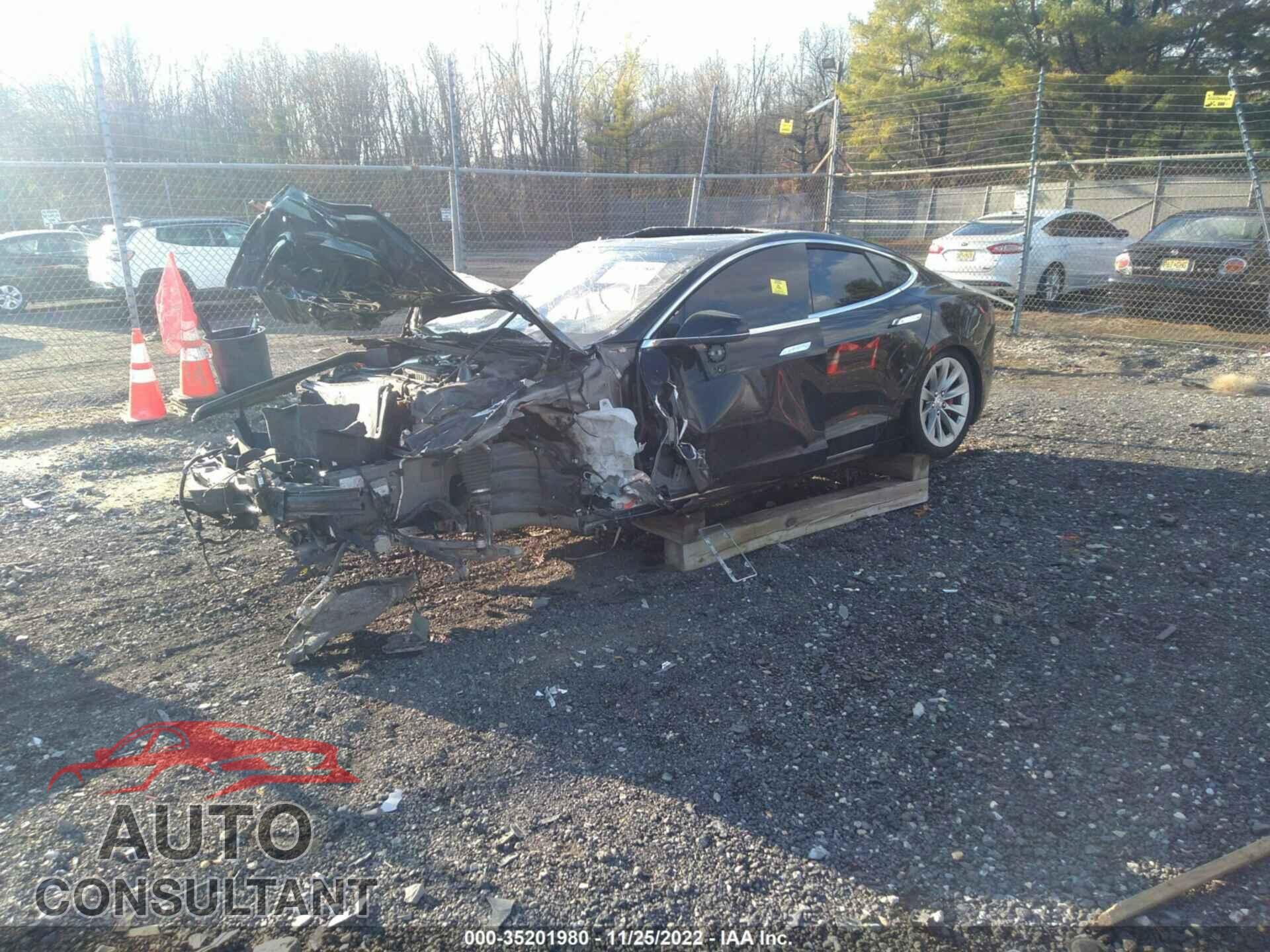 TESLA MODEL S 2017 - 5YJSA1E42HF205243
