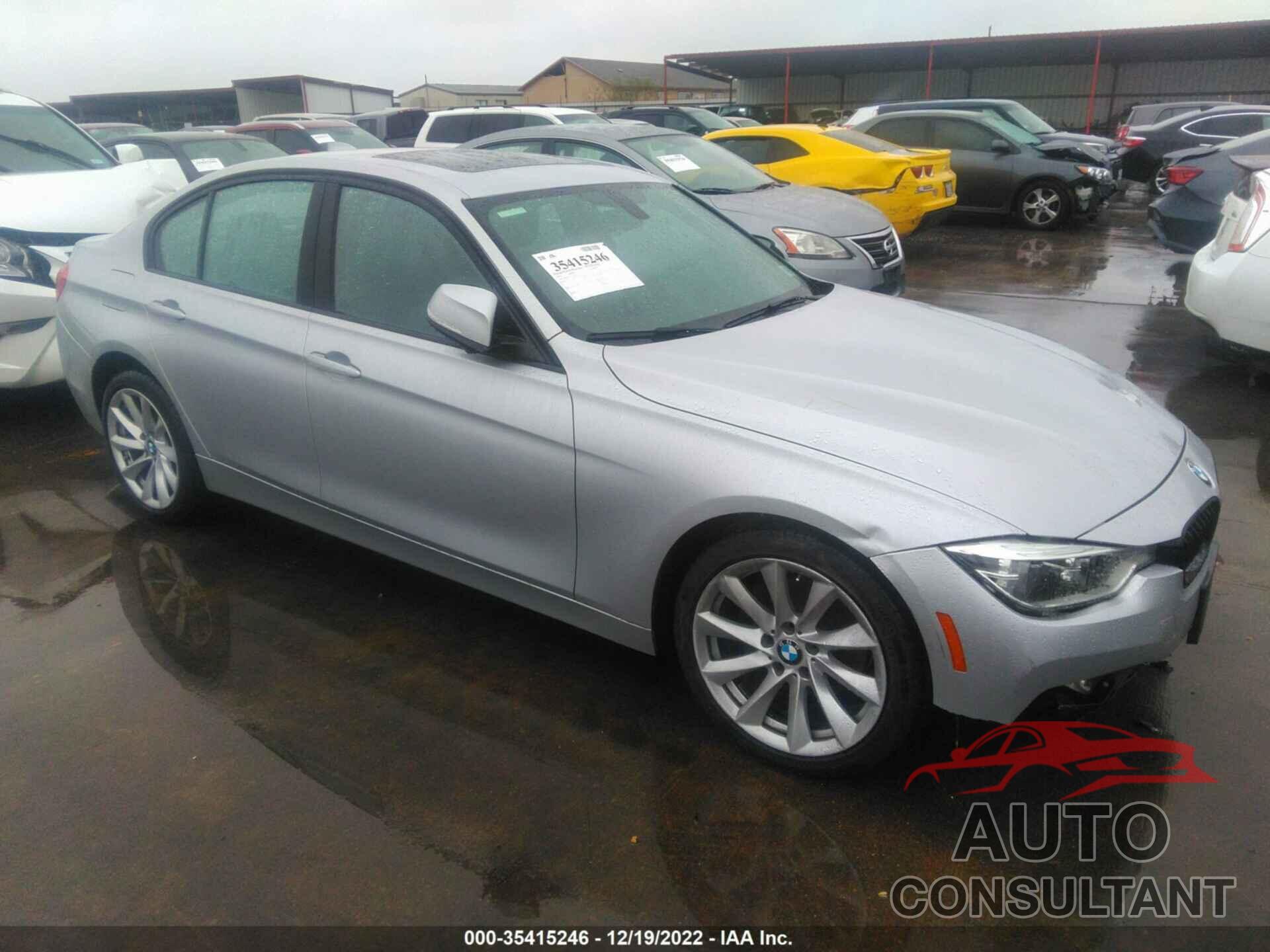 BMW 3 SERIES 2018 - WBA8E5G51JNU47537