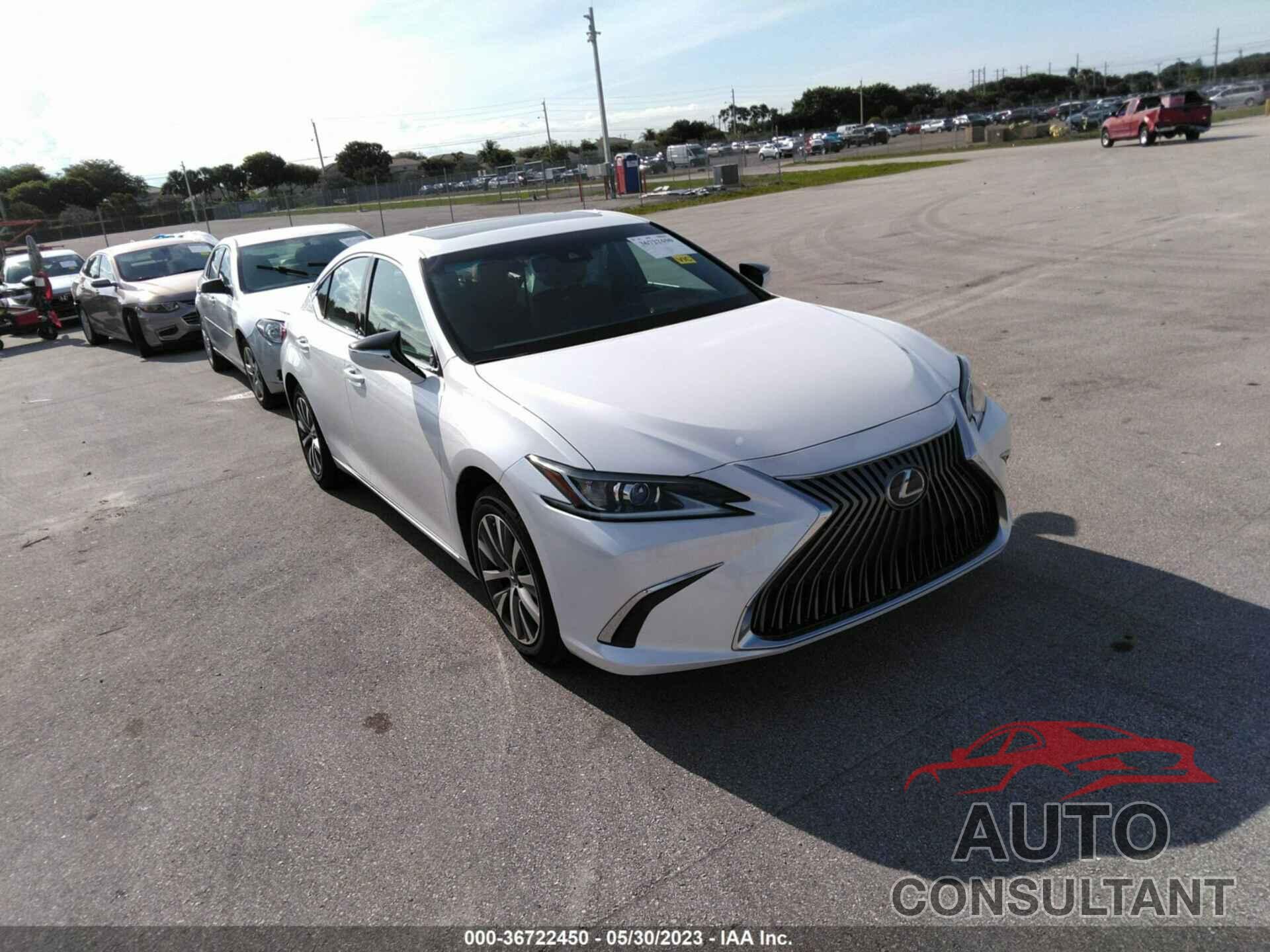 LEXUS ES 2019 - 58ABZ1B11KU045927