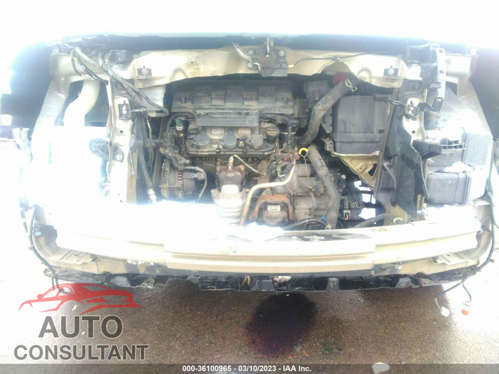 HONDA PILOT 2015 - 5FNYF4H28FB067096