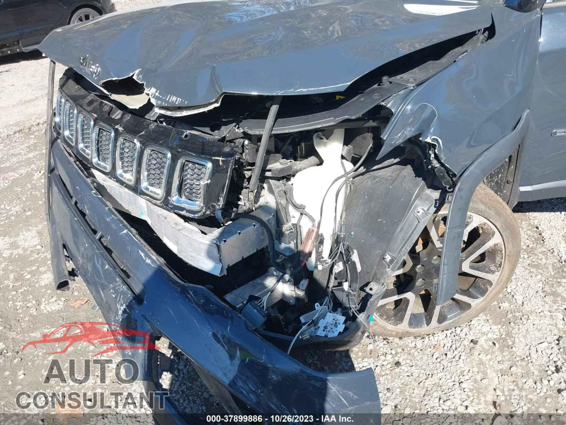 JEEP COMPASS 2018 - 3C4NJDCB5JT147555