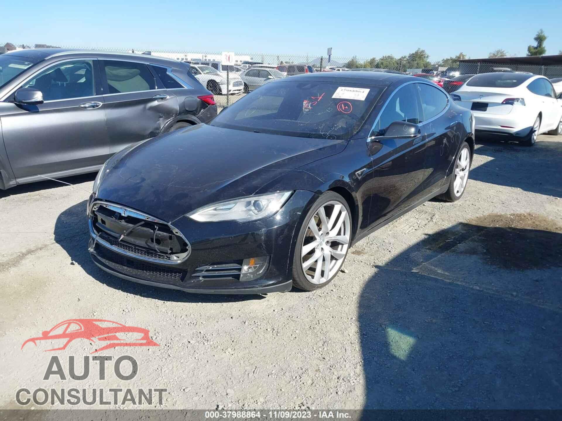 TESLA MODEL S 2016 - 5YJSA1E18GF125899
