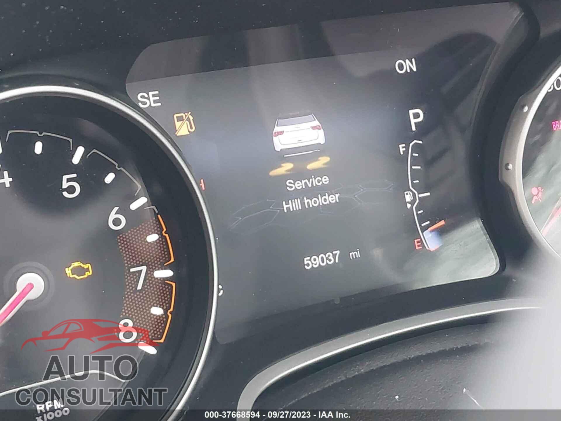 JEEP COMPASS 2018 - 3C4NJDCB9JT112985