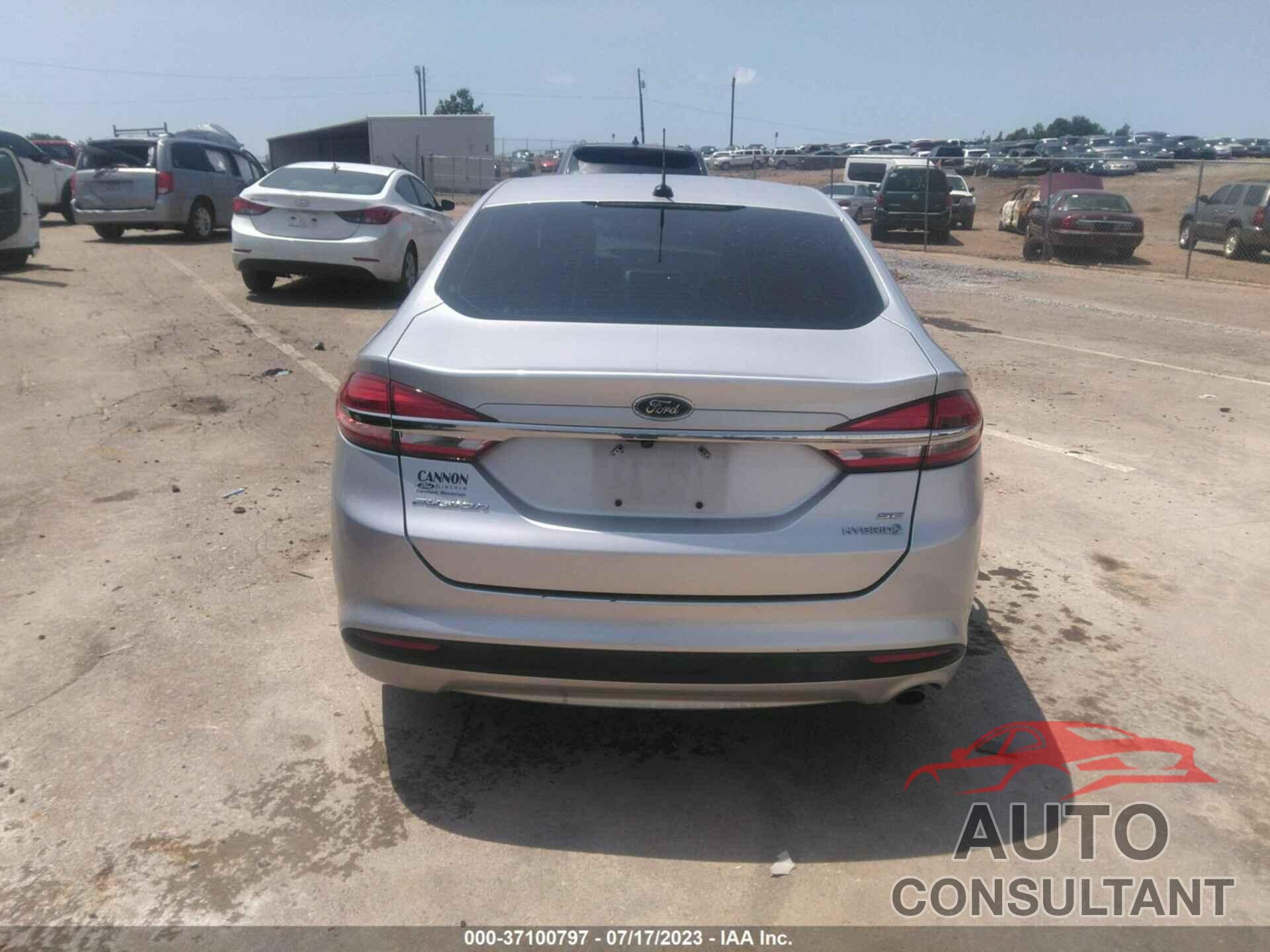 FORD FUSION HYBRID 2018 - 3FA6P0LU1JR137251