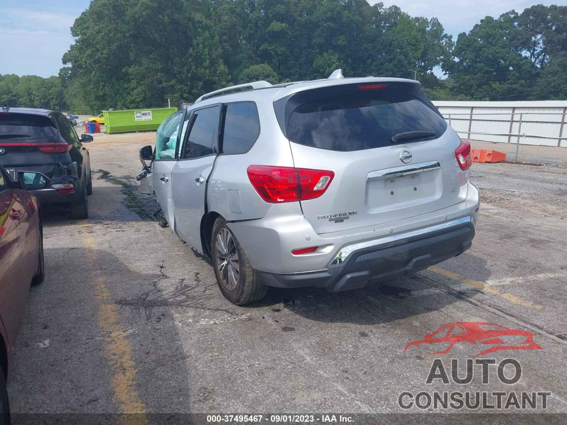 NISSAN PATHFINDER 2019 - 5N1DR2MN3KC617723