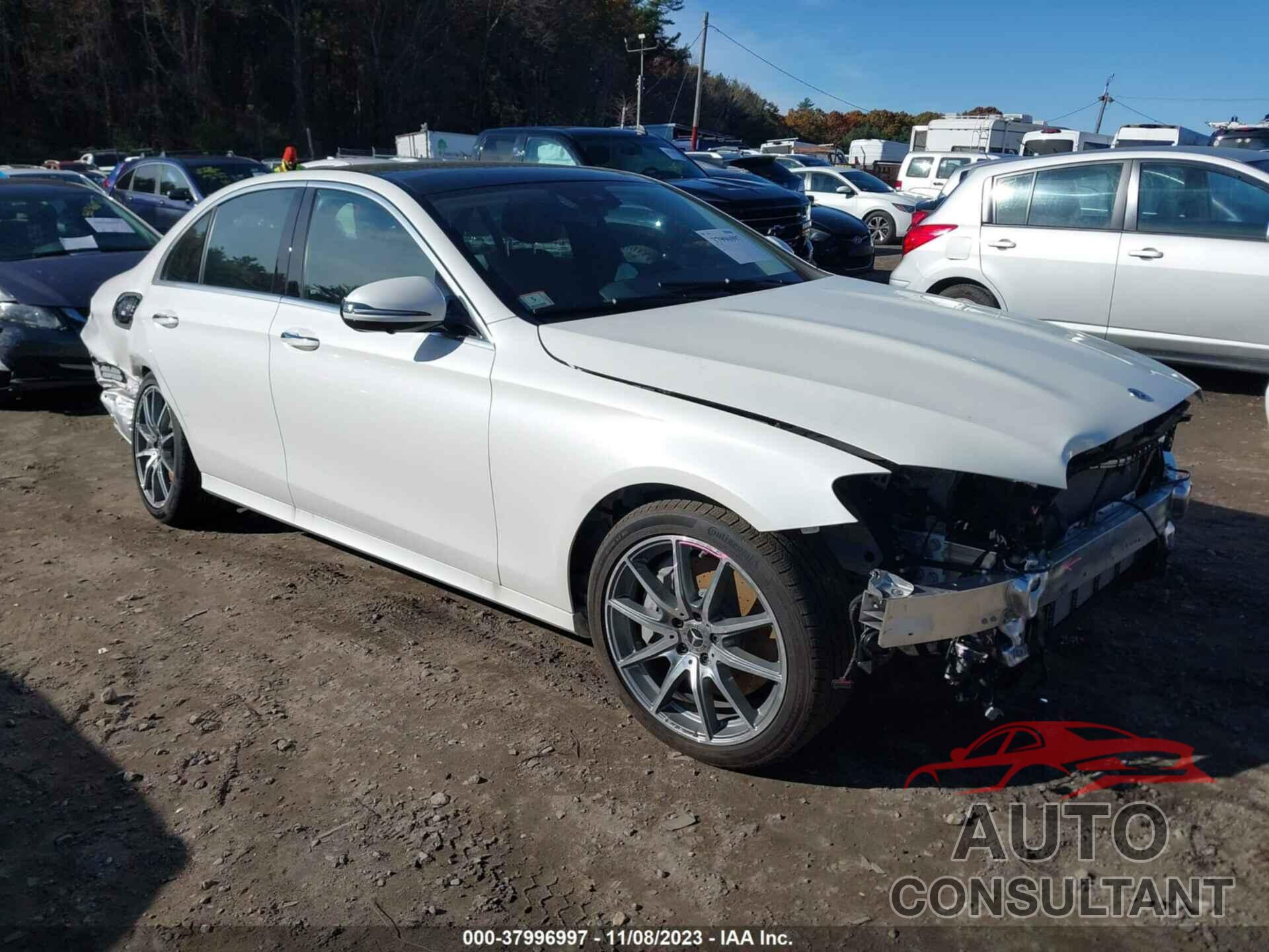 MERCEDES-BENZ E 450 2023 - W1KZF5KB2PB137852