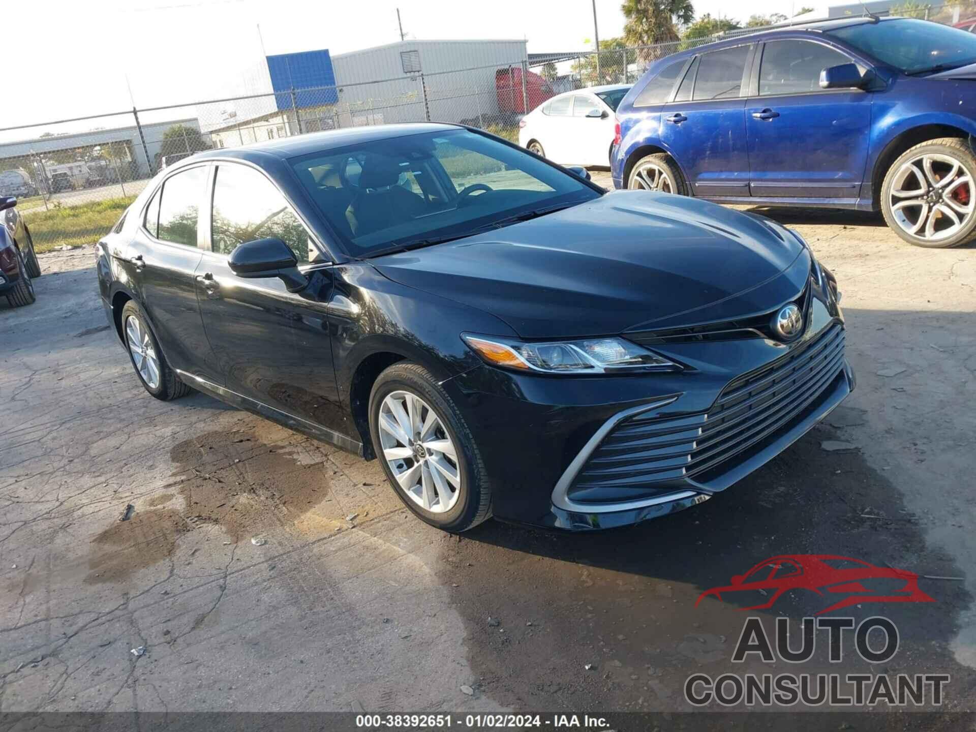 TOYOTA CAMRY 2023 - 4T1C11AK7PU755550