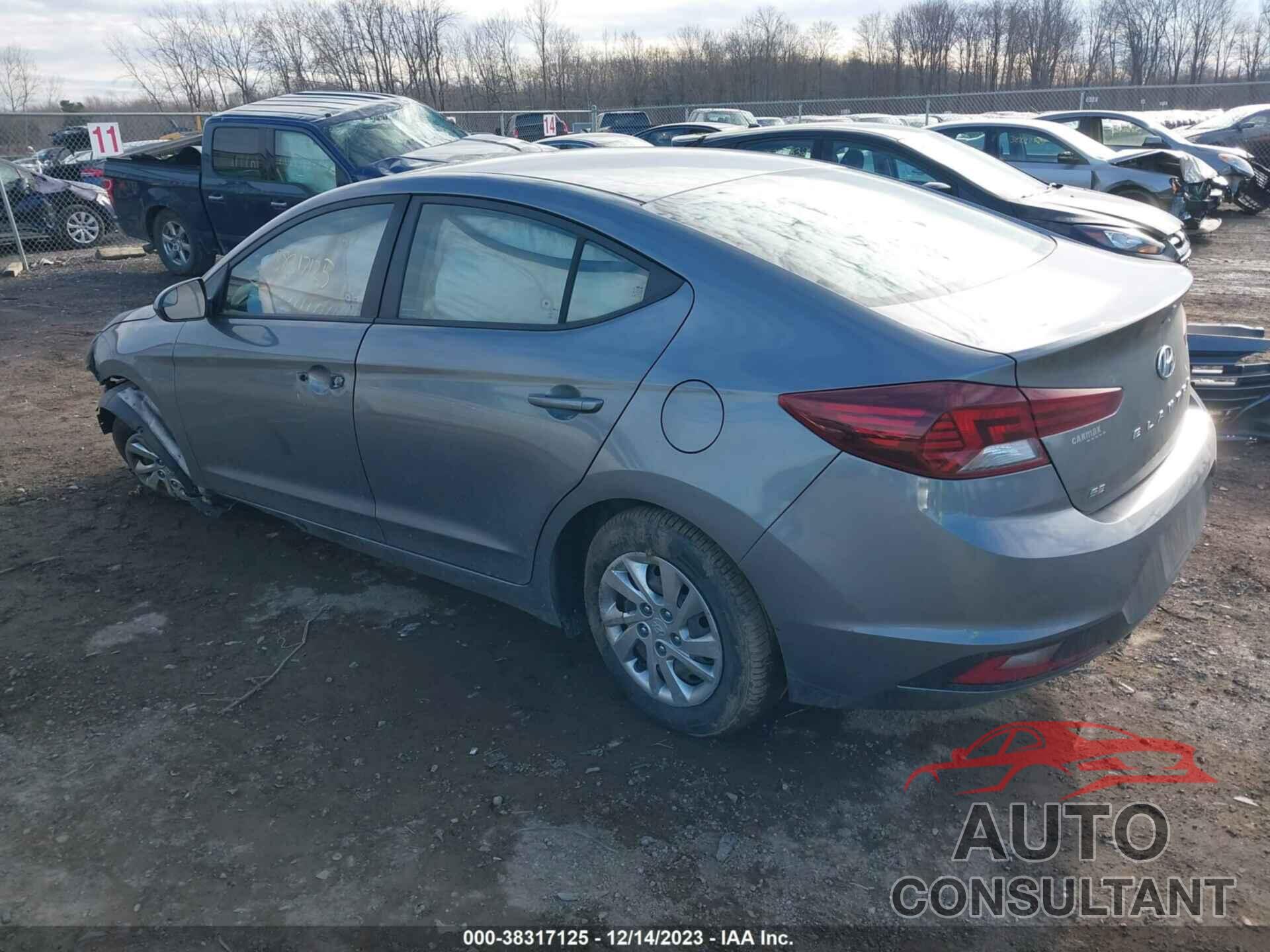 HYUNDAI ELANTRA 2019 - KMHD74LF4KU833747