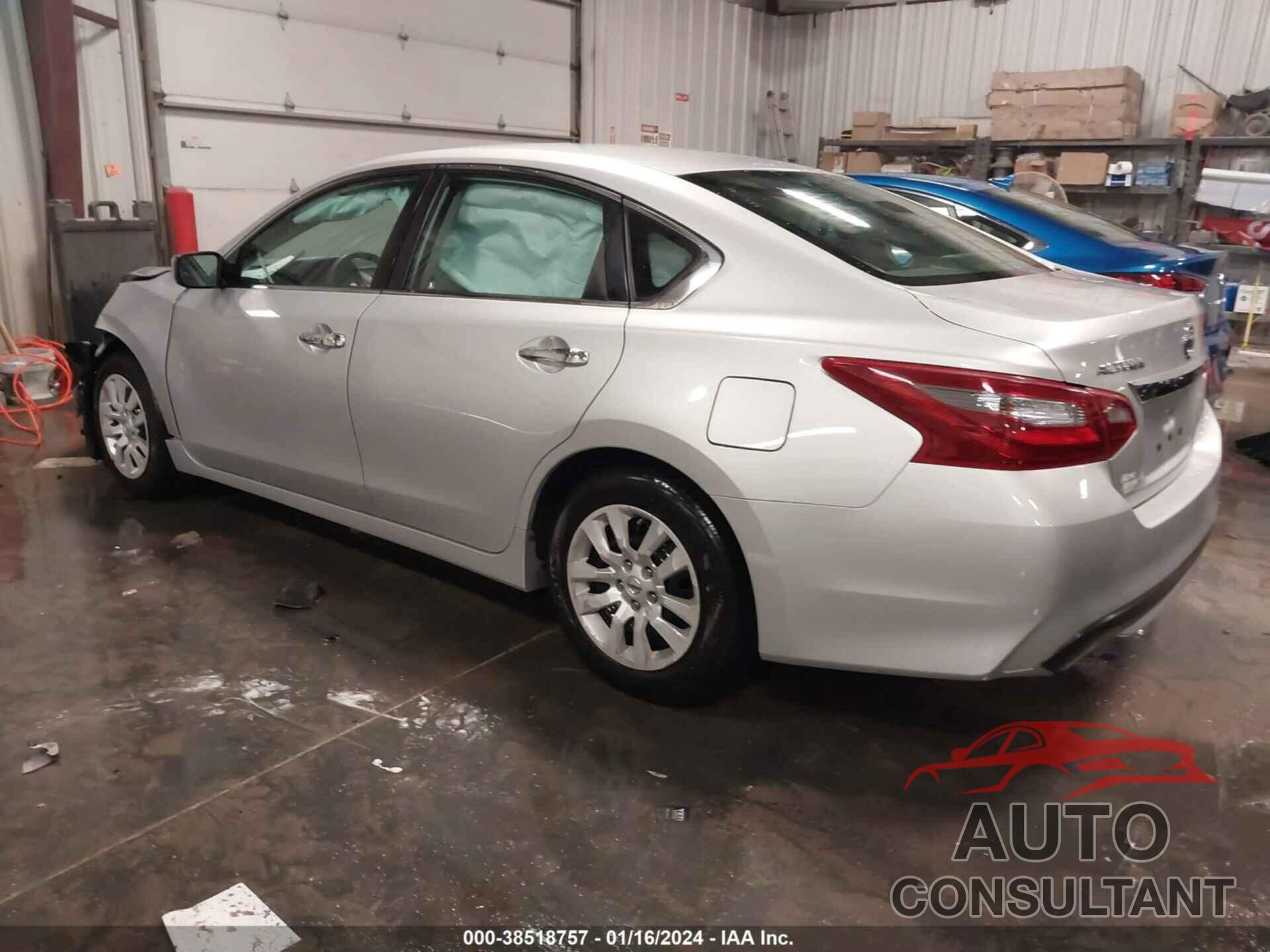 NISSAN ALTIMA 2018 - 1N4AL3APXJC243491