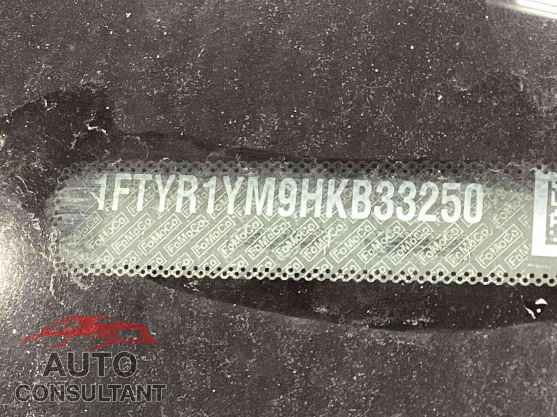 FORD TRANSIT 2017 - 1FTYR1YM9HKB33250