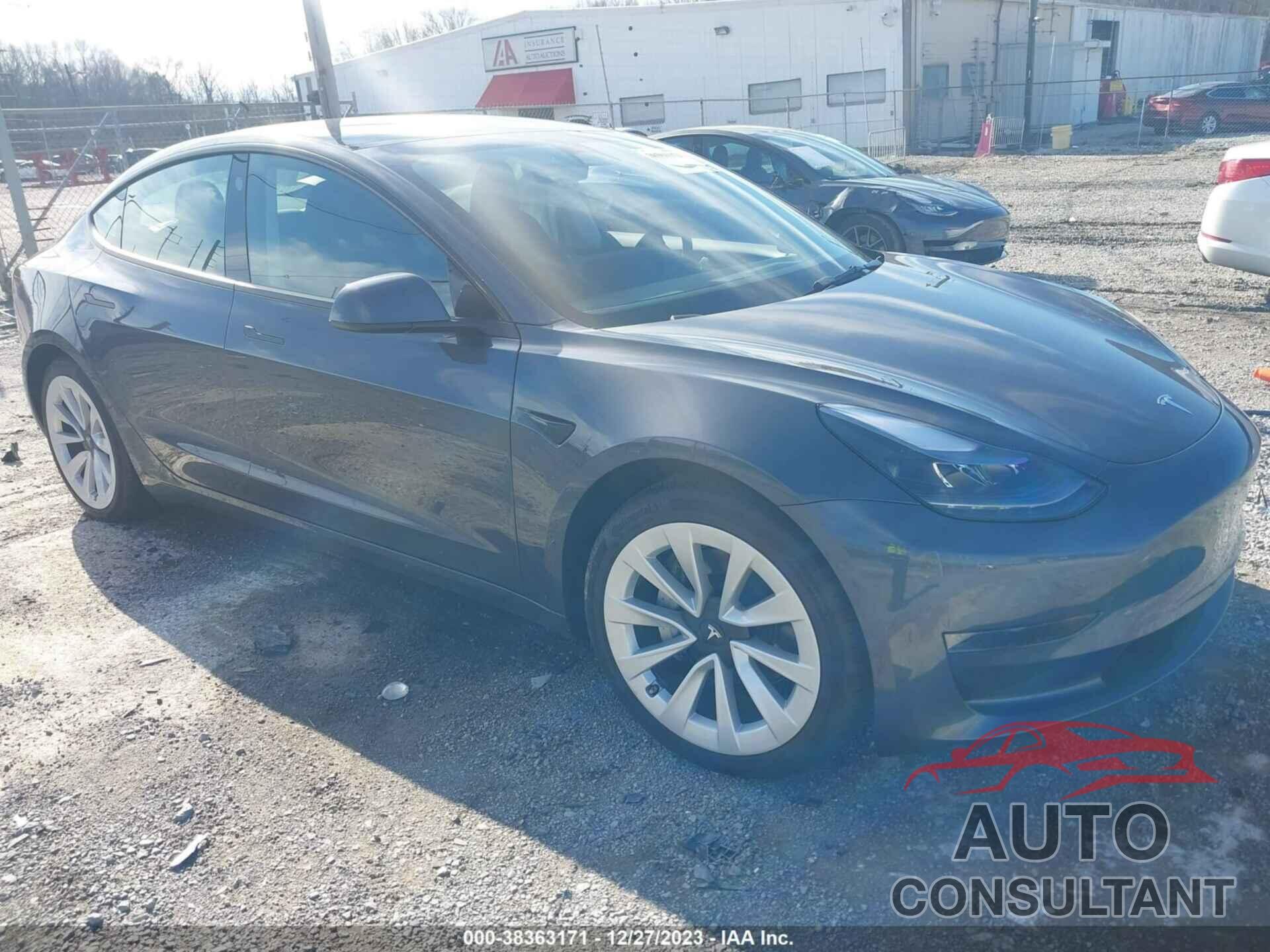 TESLA MODEL 3 2023 - 5YJ3E1EA5PF643526