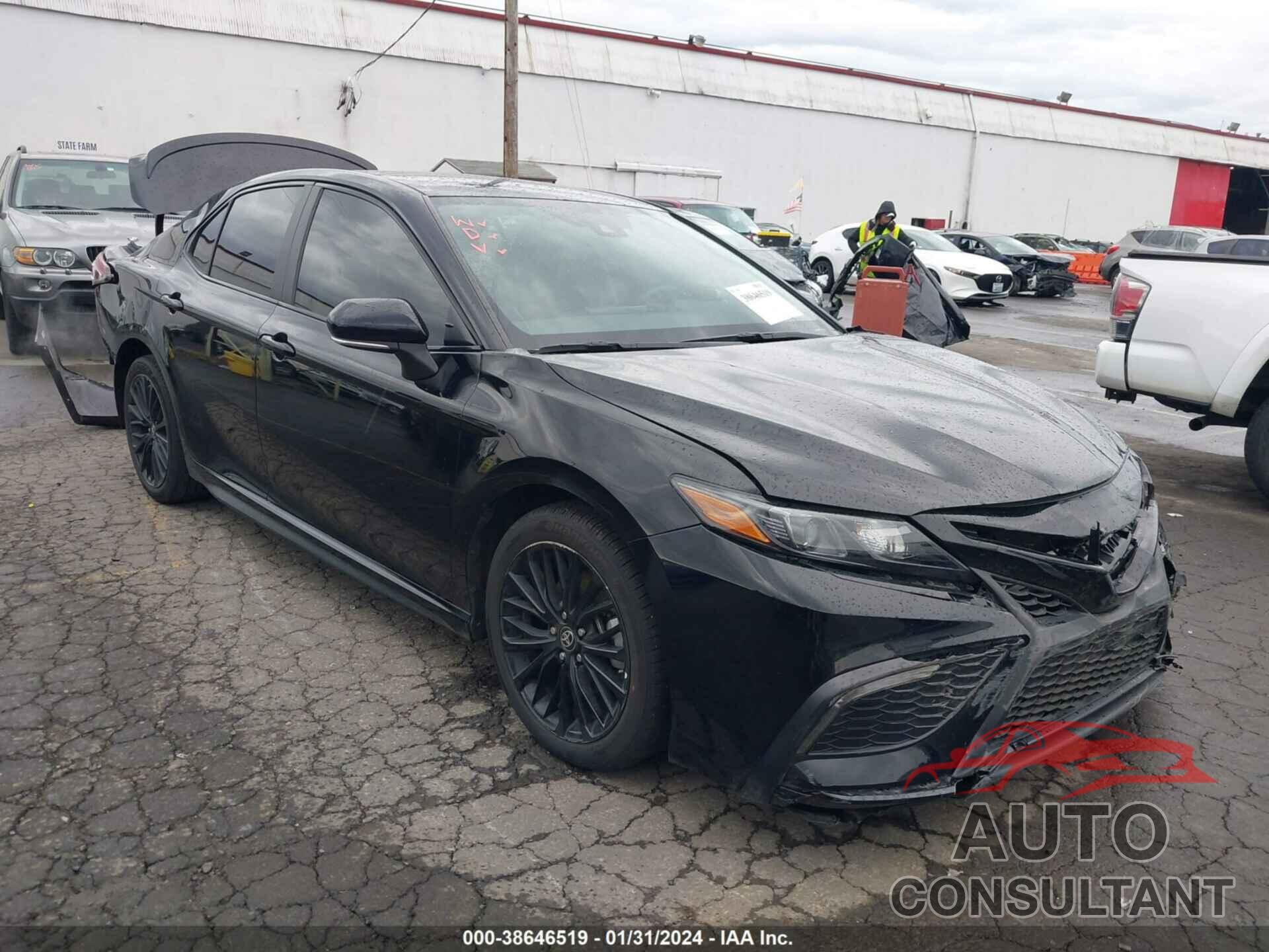 TOYOTA CAMRY 2022 - 4T1G11BK3NU066652