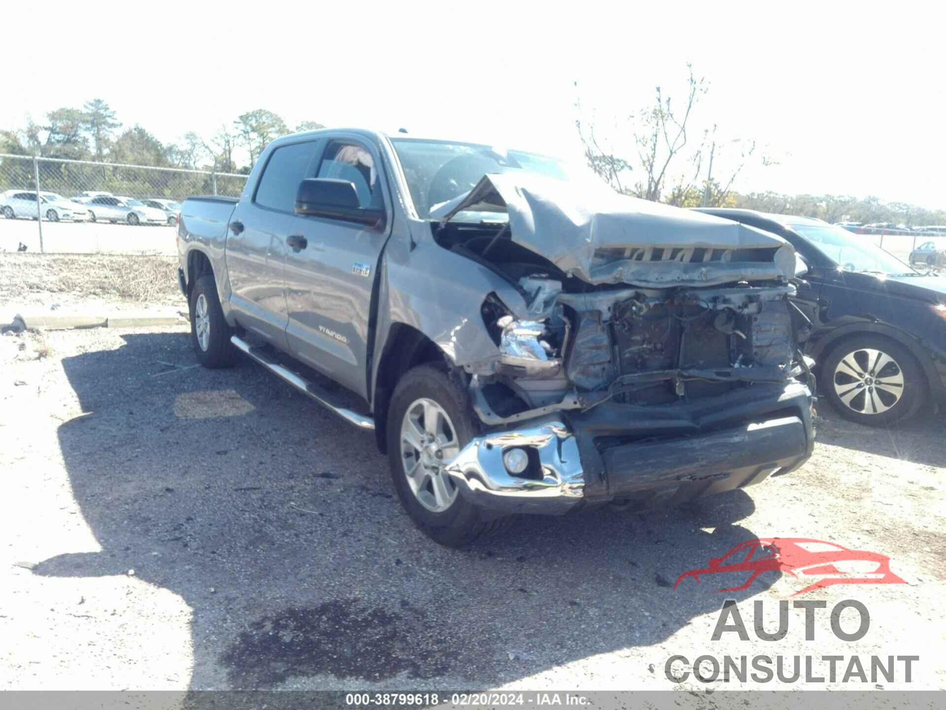 TOYOTA TUNDRA 2019 - 5TFDW5F15KX810554