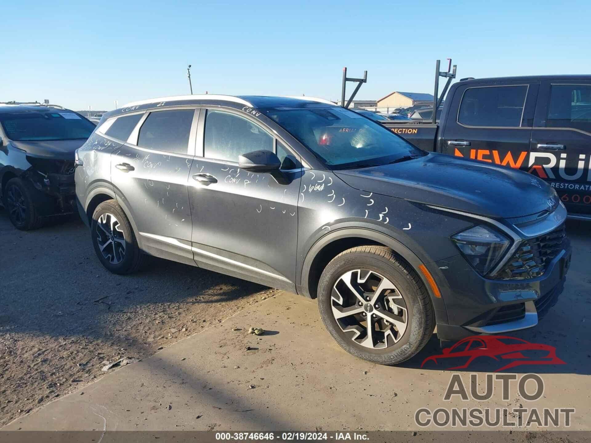 KIA SPORTAGE 2023 - 5XYK3CAF7PG021081