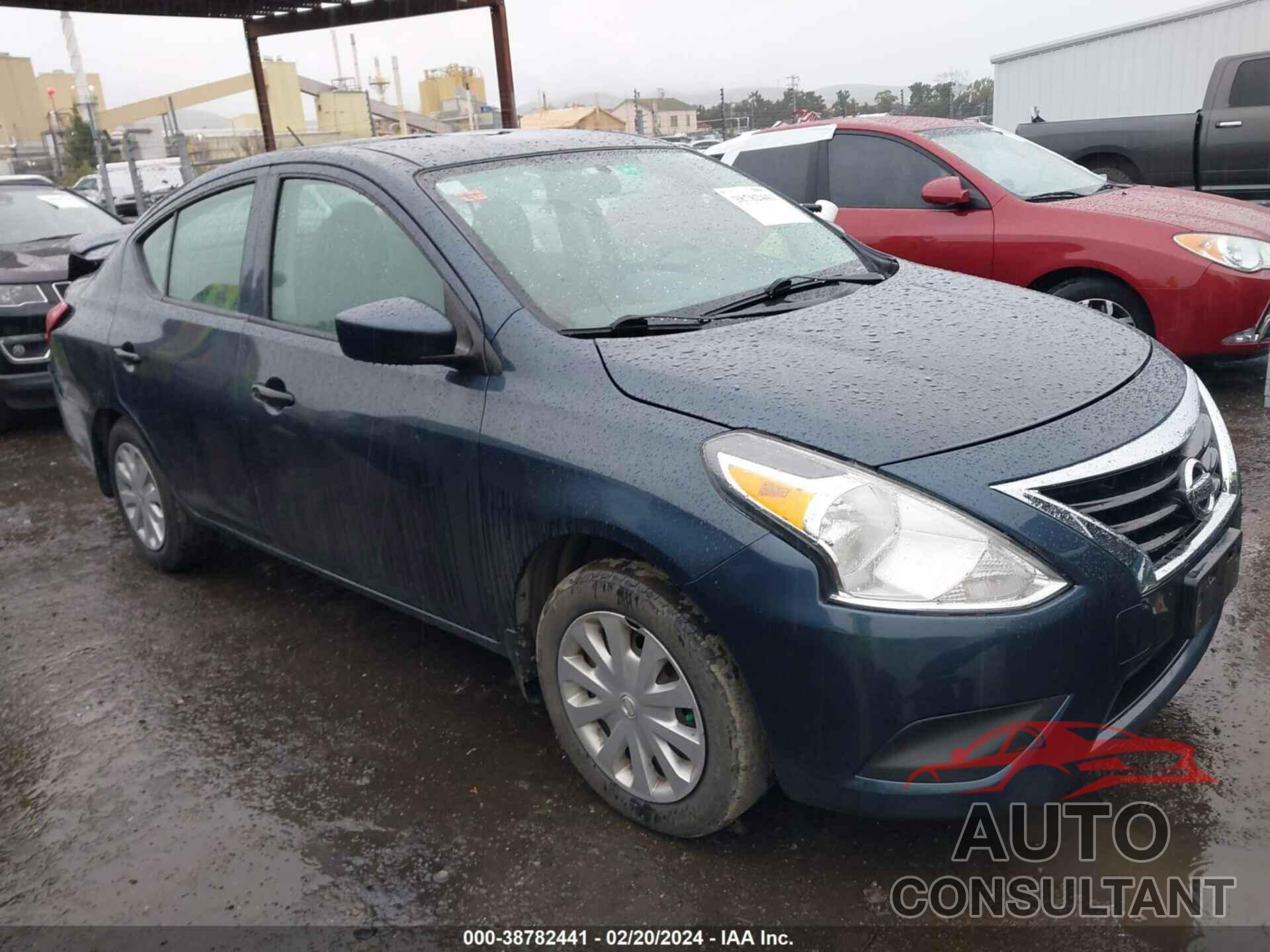 NISSAN VERSA 2017 - 3N1CN7AP7HL817003