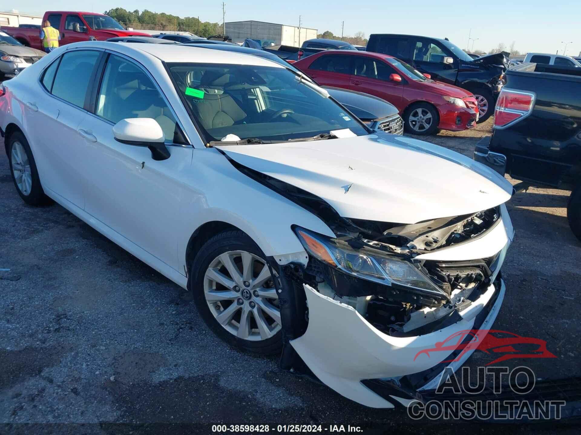TOYOTA CAMRY 2019 - 4T1B11HK4KU163338