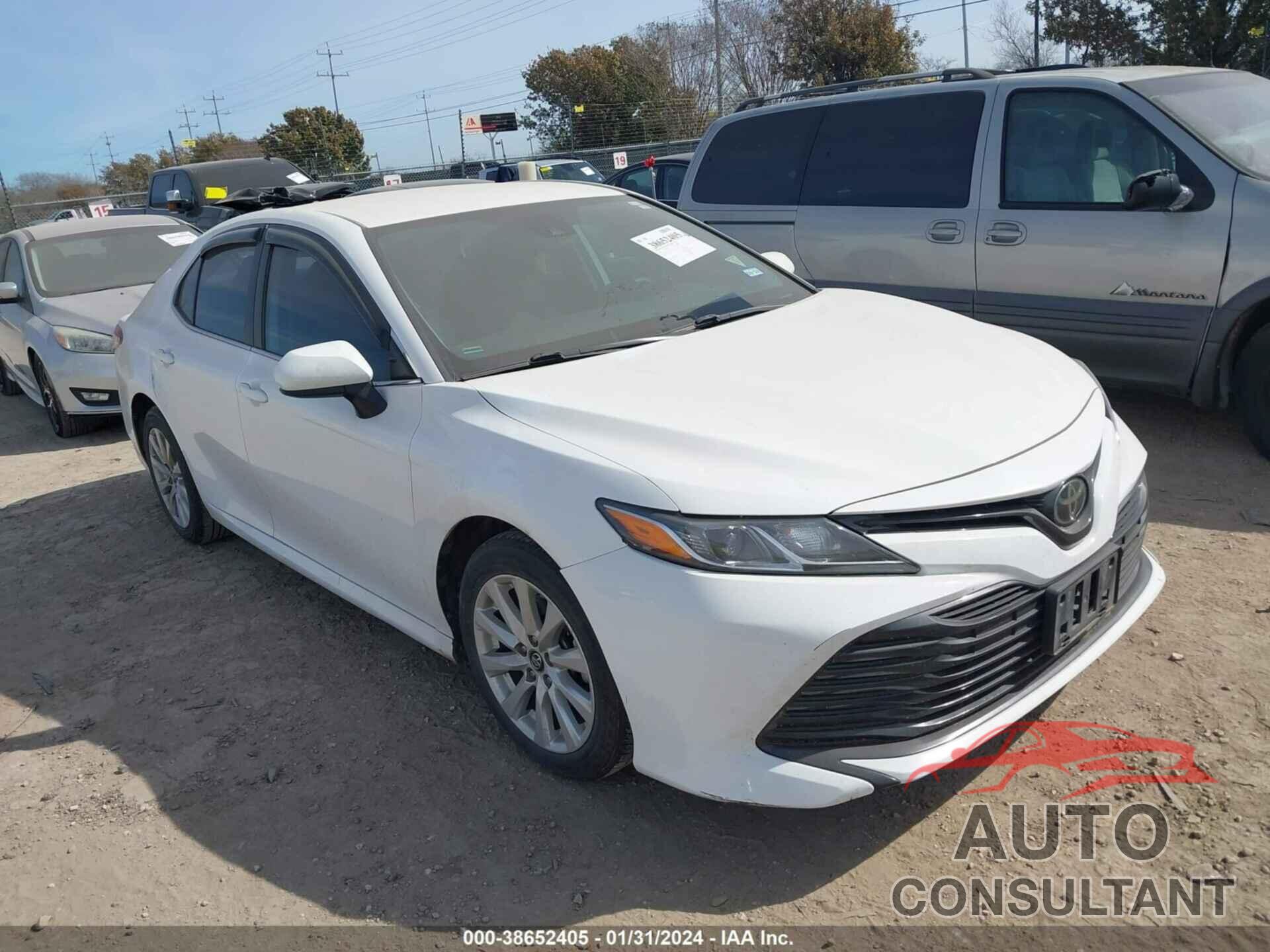 TOYOTA CAMRY 2019 - 4T1B11HK5KU208612