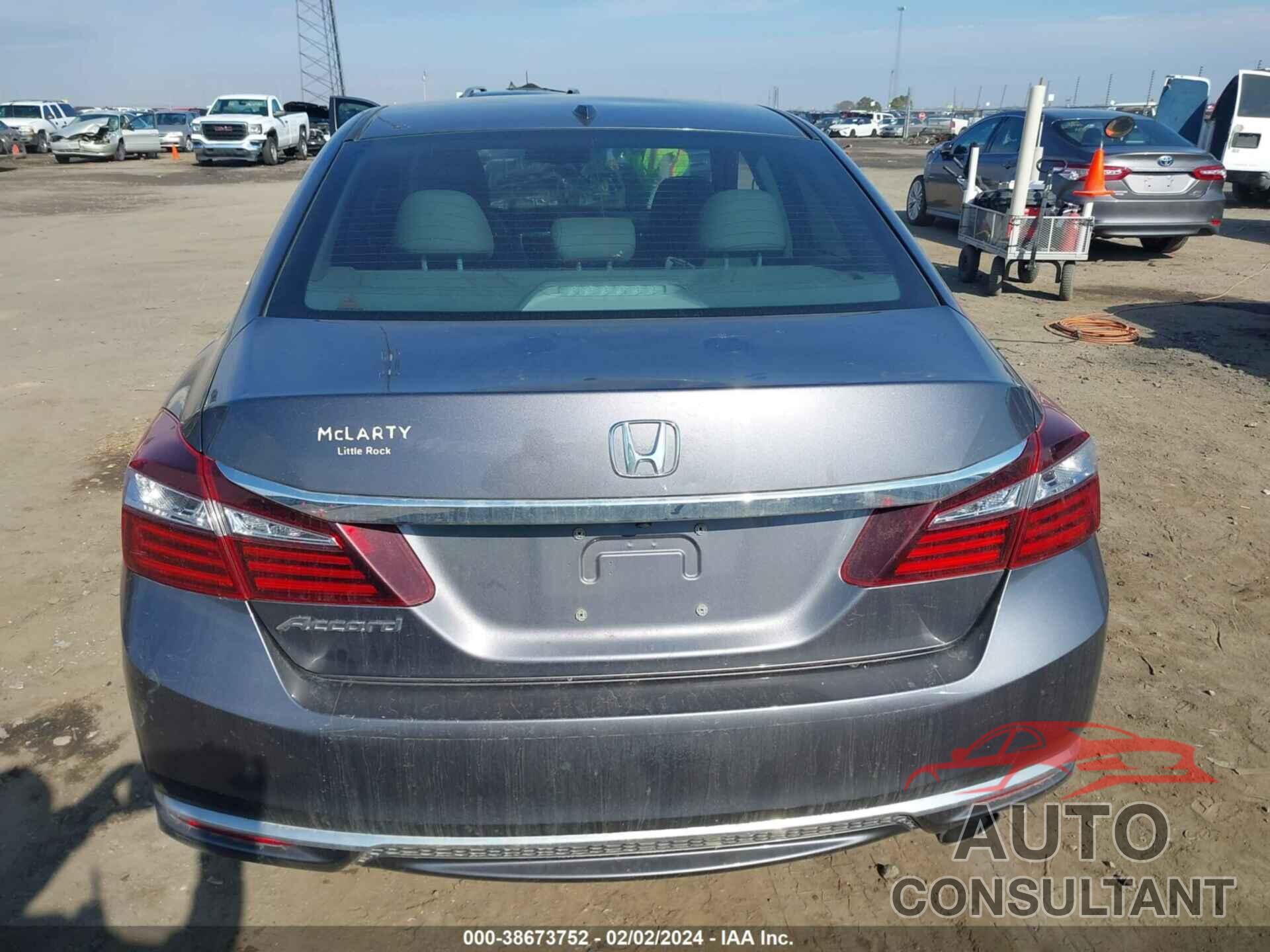 HONDA ACCORD 2017 - 1HGCR2F8XHA164536