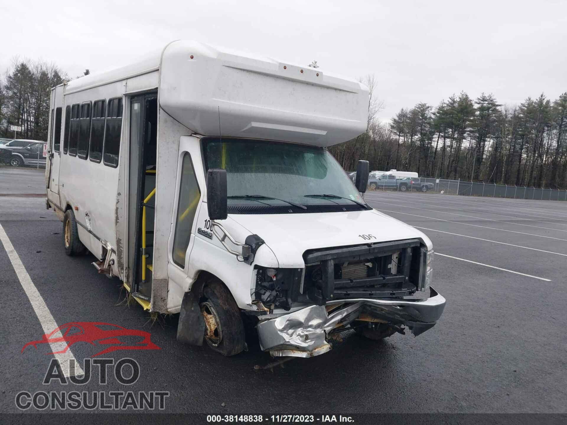 FORD E-450 CUTAWAY 2017 - 1FDFE4FS3HDC19059