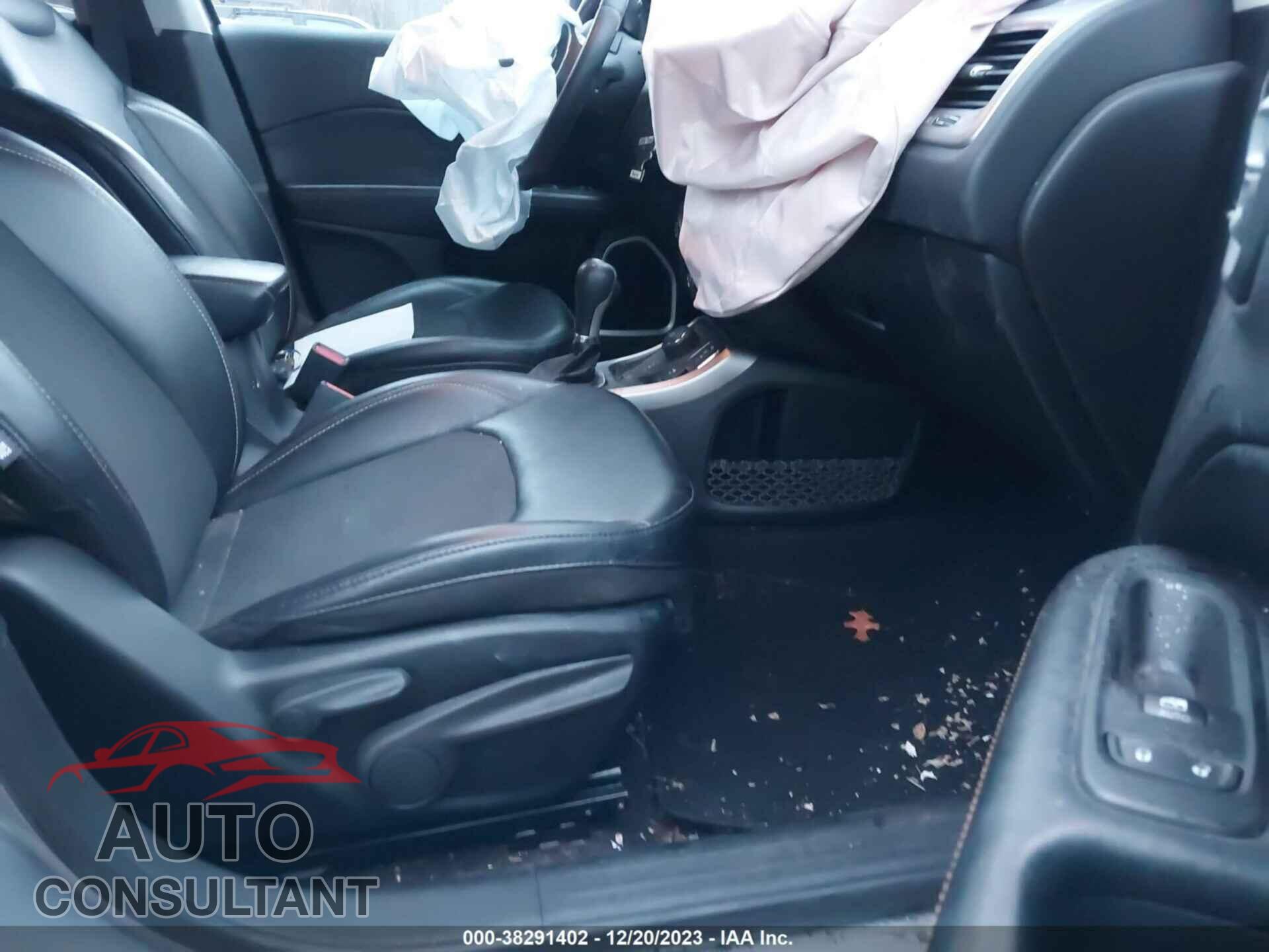 JEEP COMPASS 2019 - 3C4NJDBB1KT600251