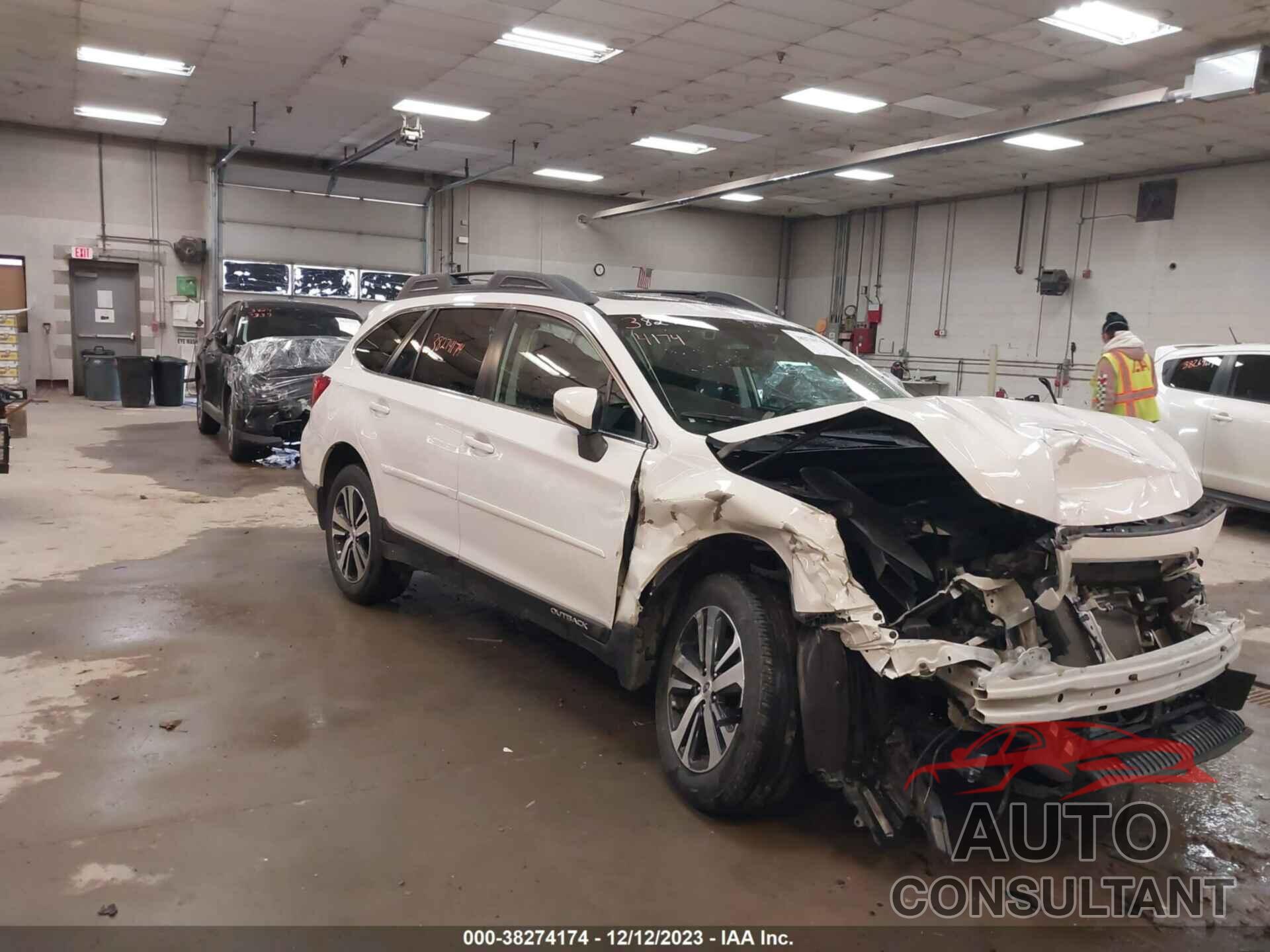 SUBARU OUTBACK 2019 - 4S4BSENC0K3385513
