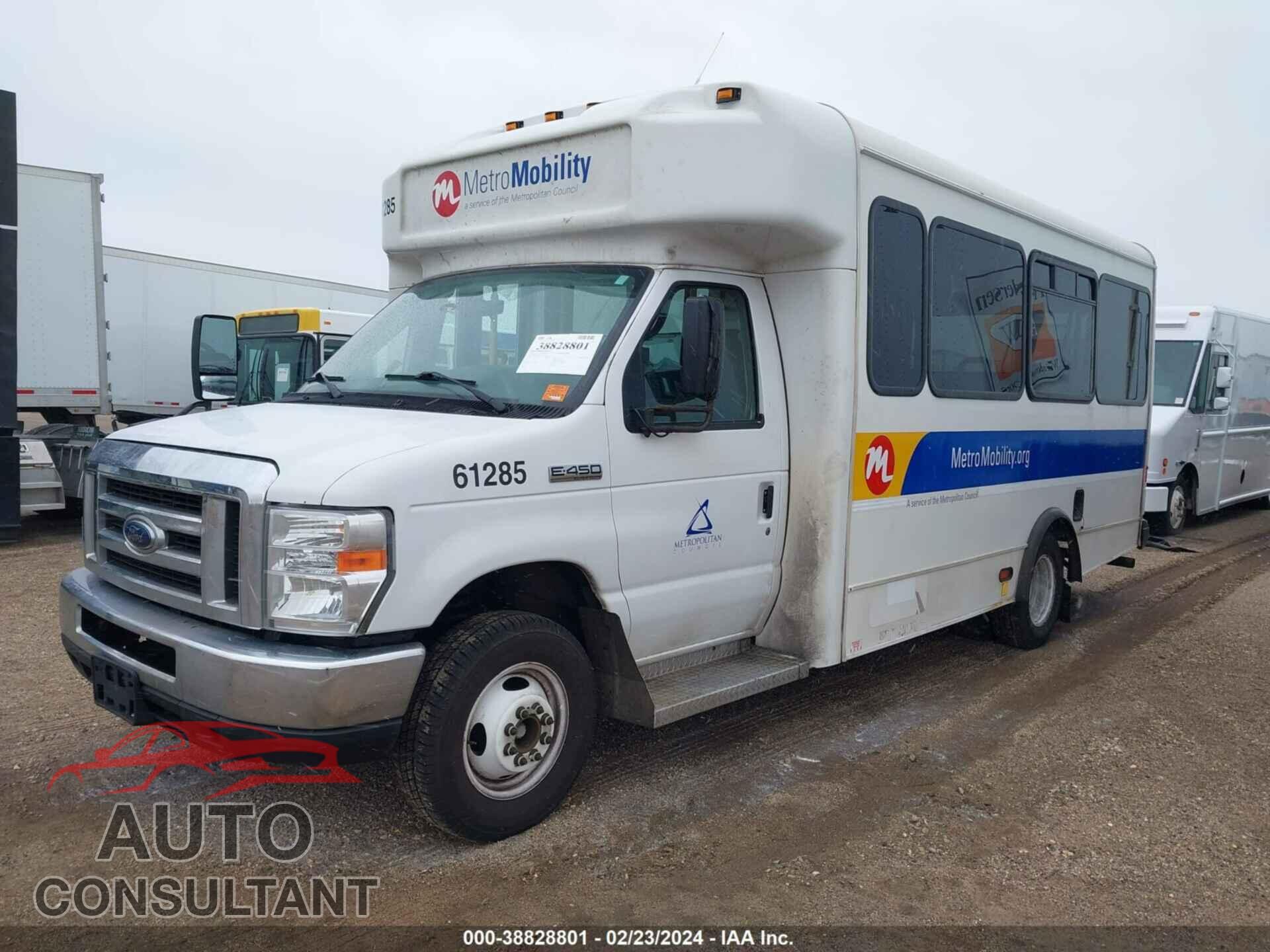 FORD E-450 CUTAWAY 2017 - 1FDFE4FS1HDC35390