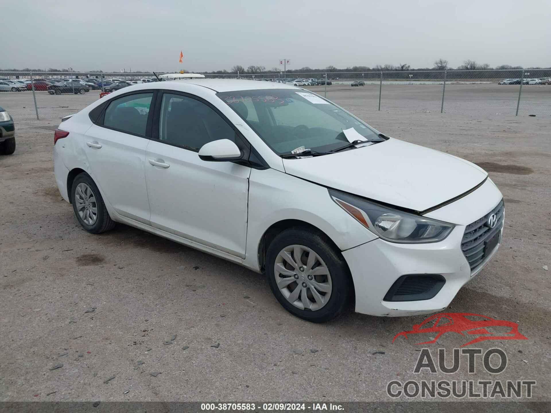 HYUNDAI ACCENT 2018 - 3KPC24A3XJE012348