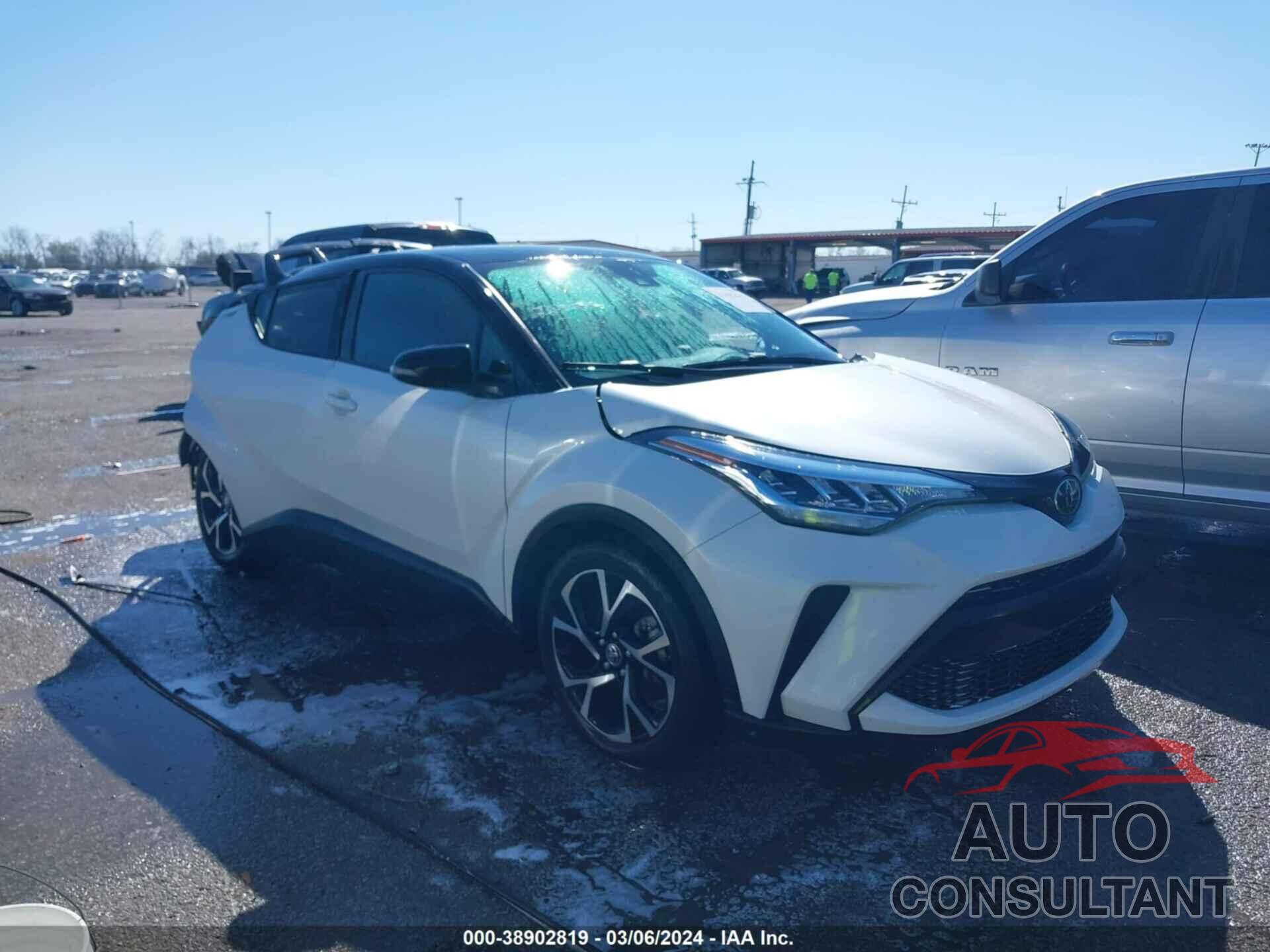 TOYOTA C-HR 2020 - JTNKHMBX4L1088032