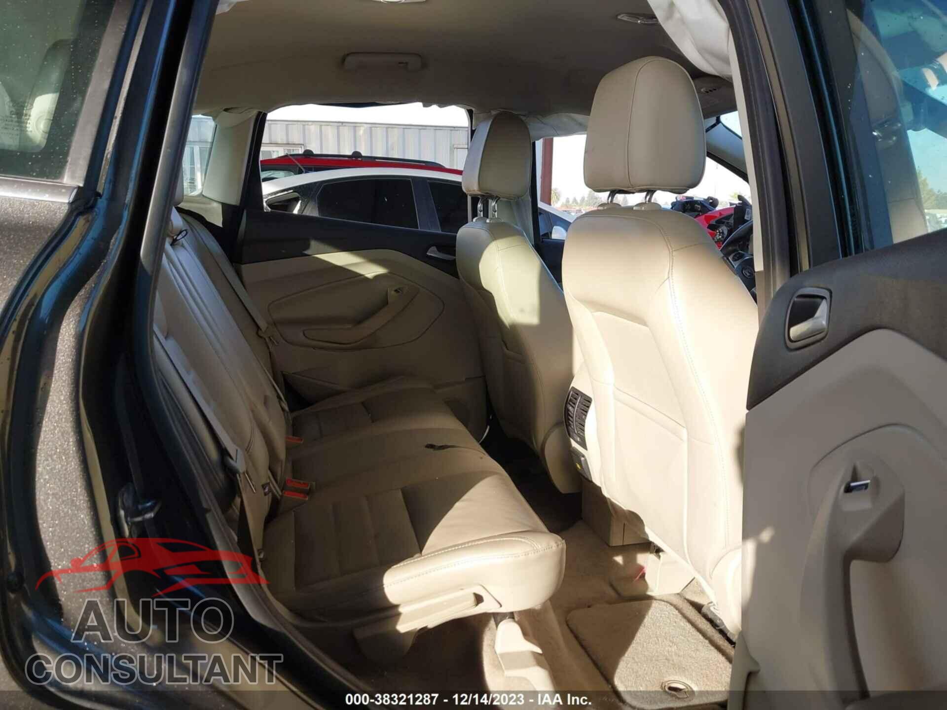FORD C-MAX 2016 - 1FADP5CU6GL112308