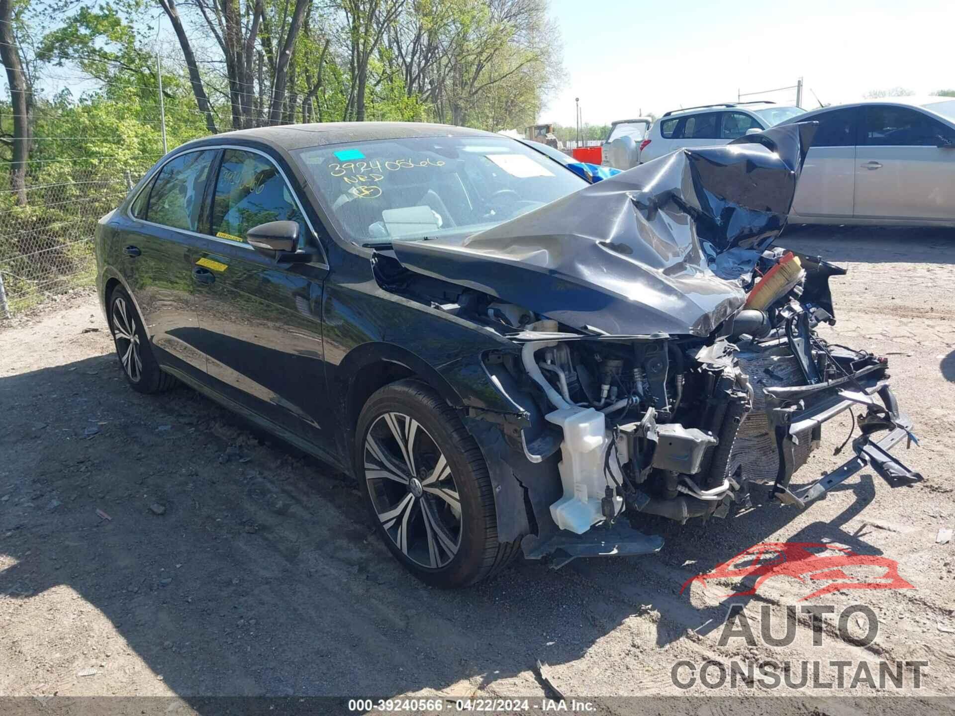 VOLKSWAGEN PASSAT 2021 - 1VWSA7A32MC015219